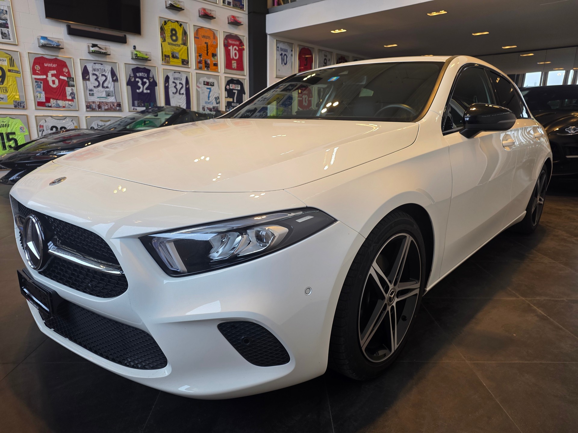 MERCEDES-BENZ A 180 Night Star-image-3