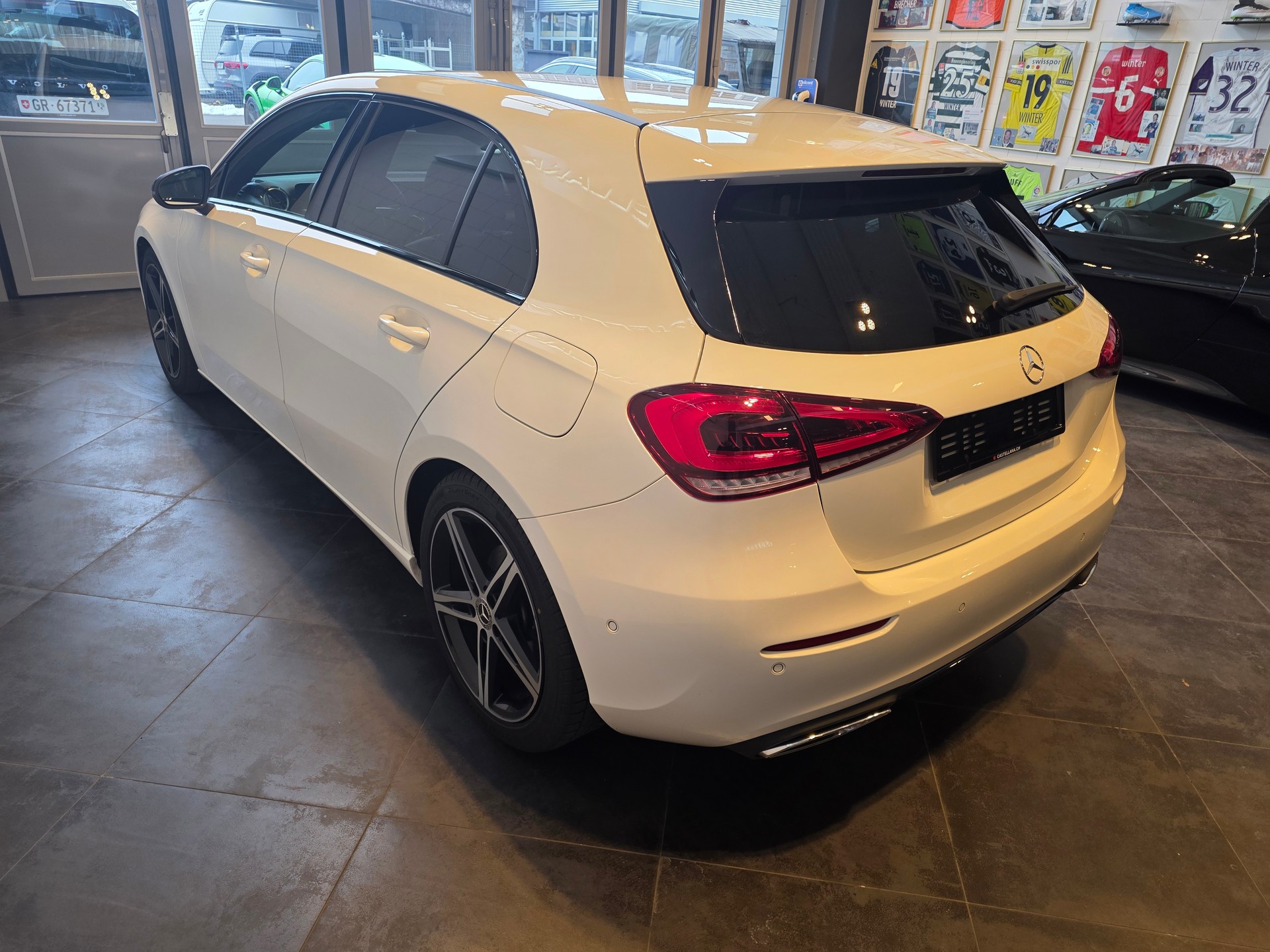 MERCEDES-BENZ A 180 Night Star-image-2