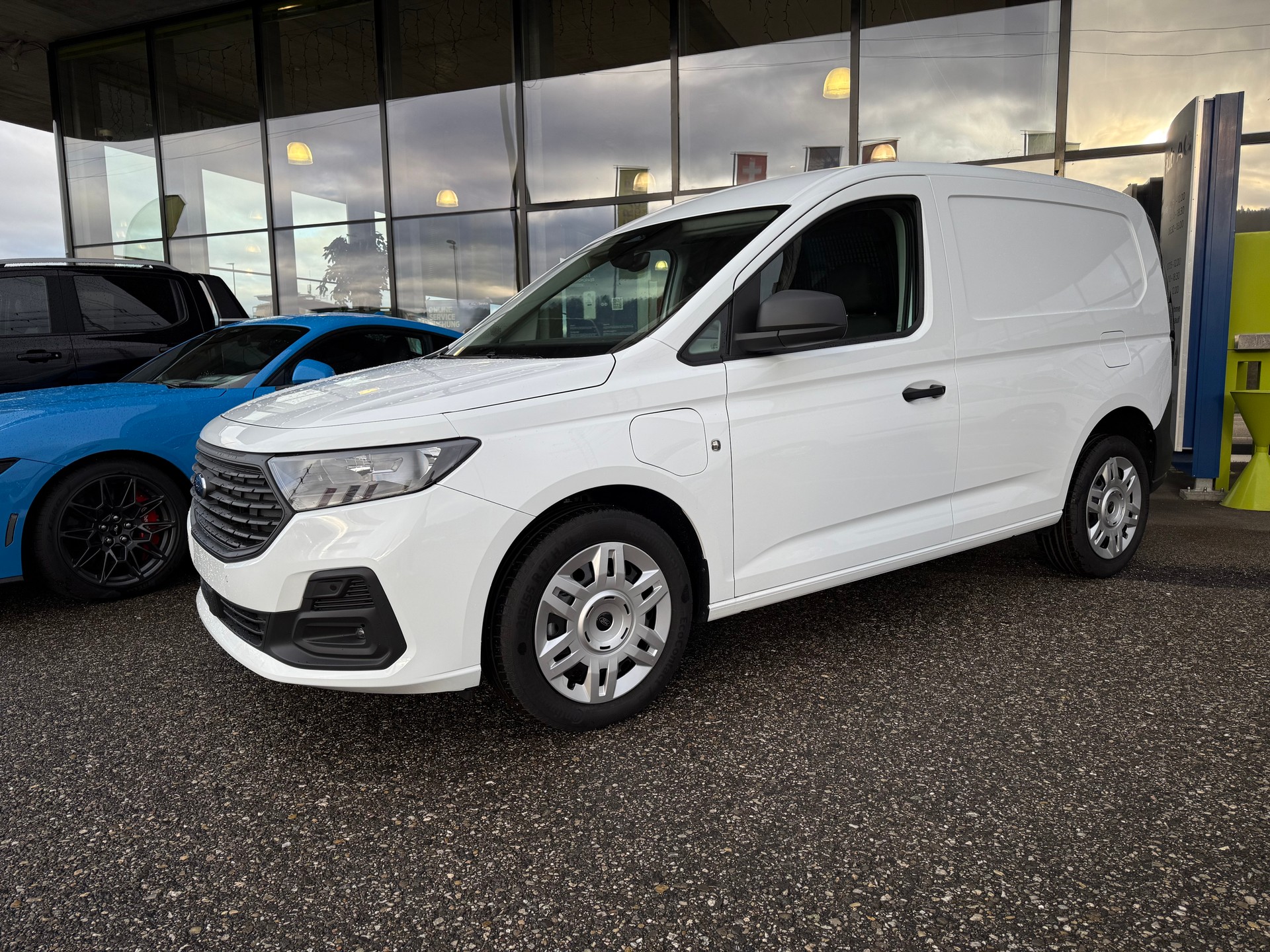 FORD Transit Connect Kasten 1.5 EcoBoost PHEV Trend-showroom-element-3