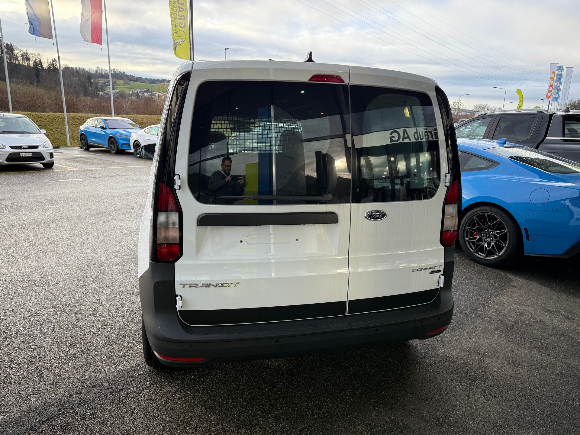 FORD Transit Connect Kasten 1.5 EcoBoost PHEV Trend-image-6