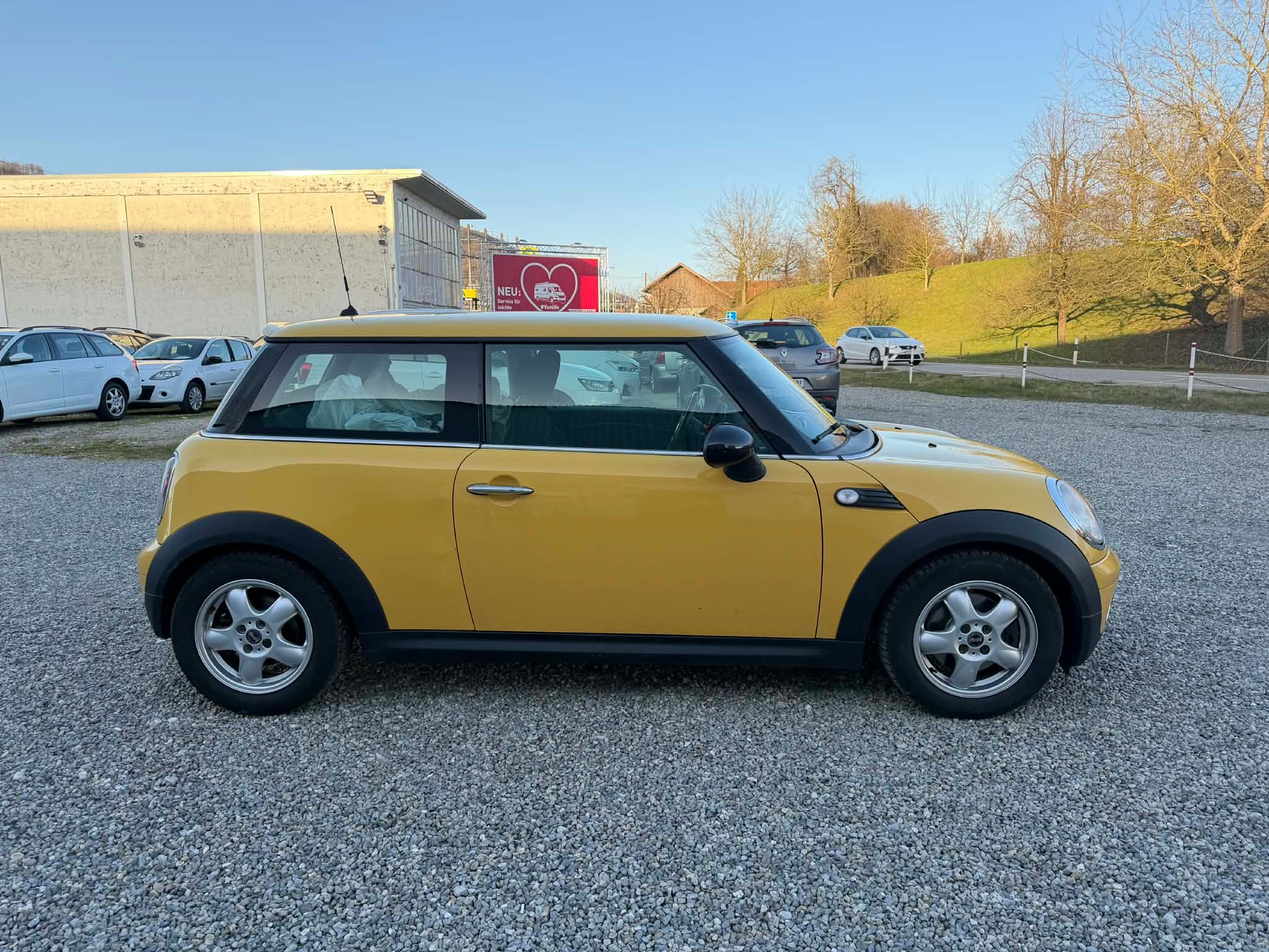 MINI One-image-5