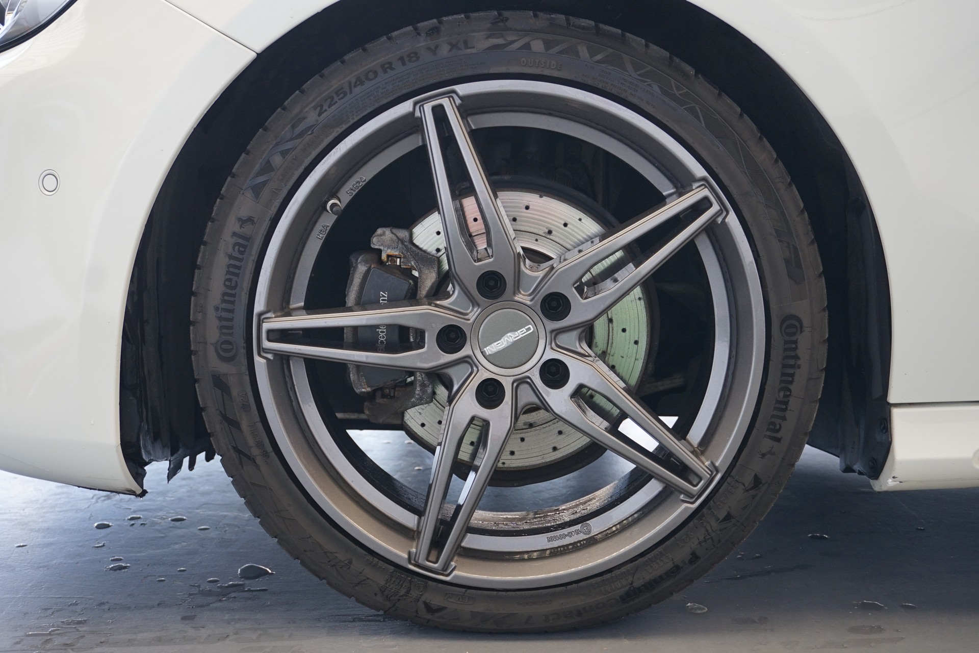 MERCEDES-BENZ A 200 CDI AMG Line 4Matic mit Standheizung und Abstandsregeltempomat !!-image-10