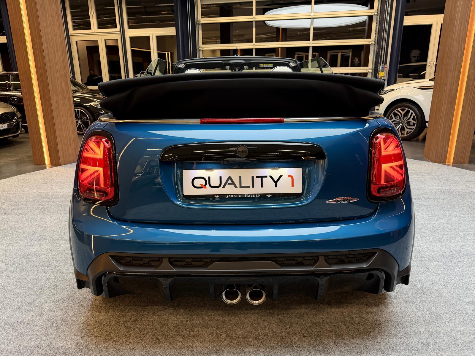 MINI Cabrio F57 2.0i John Cooper Works-image-6