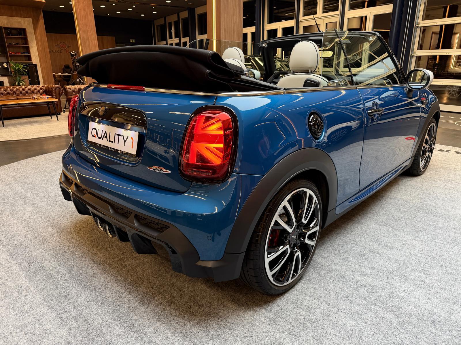 MINI Cabrio F57 2.0i John Cooper Works SAG-image-7