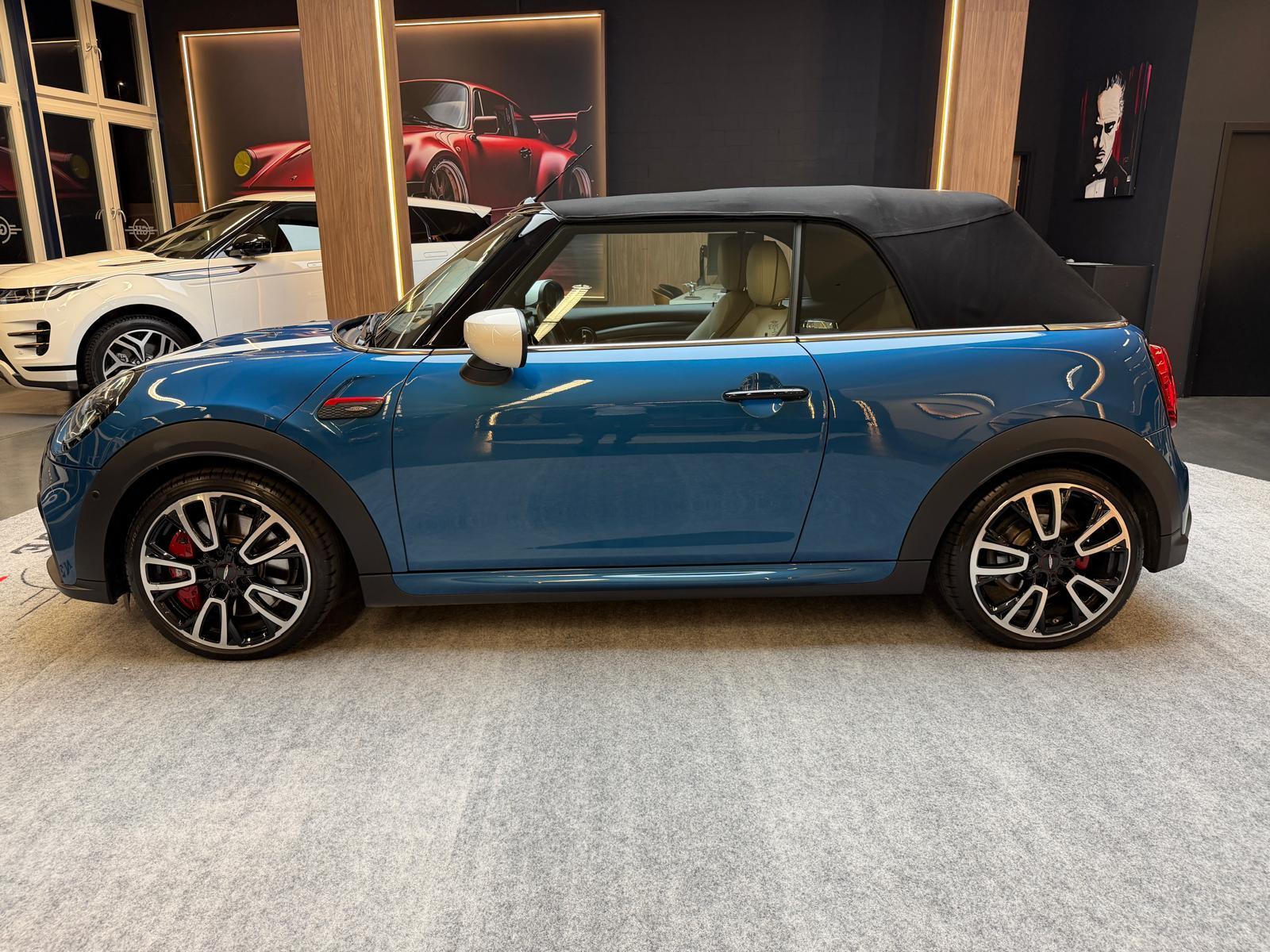 MINI Cabrio F57 2.0i John Cooper Works-image-10