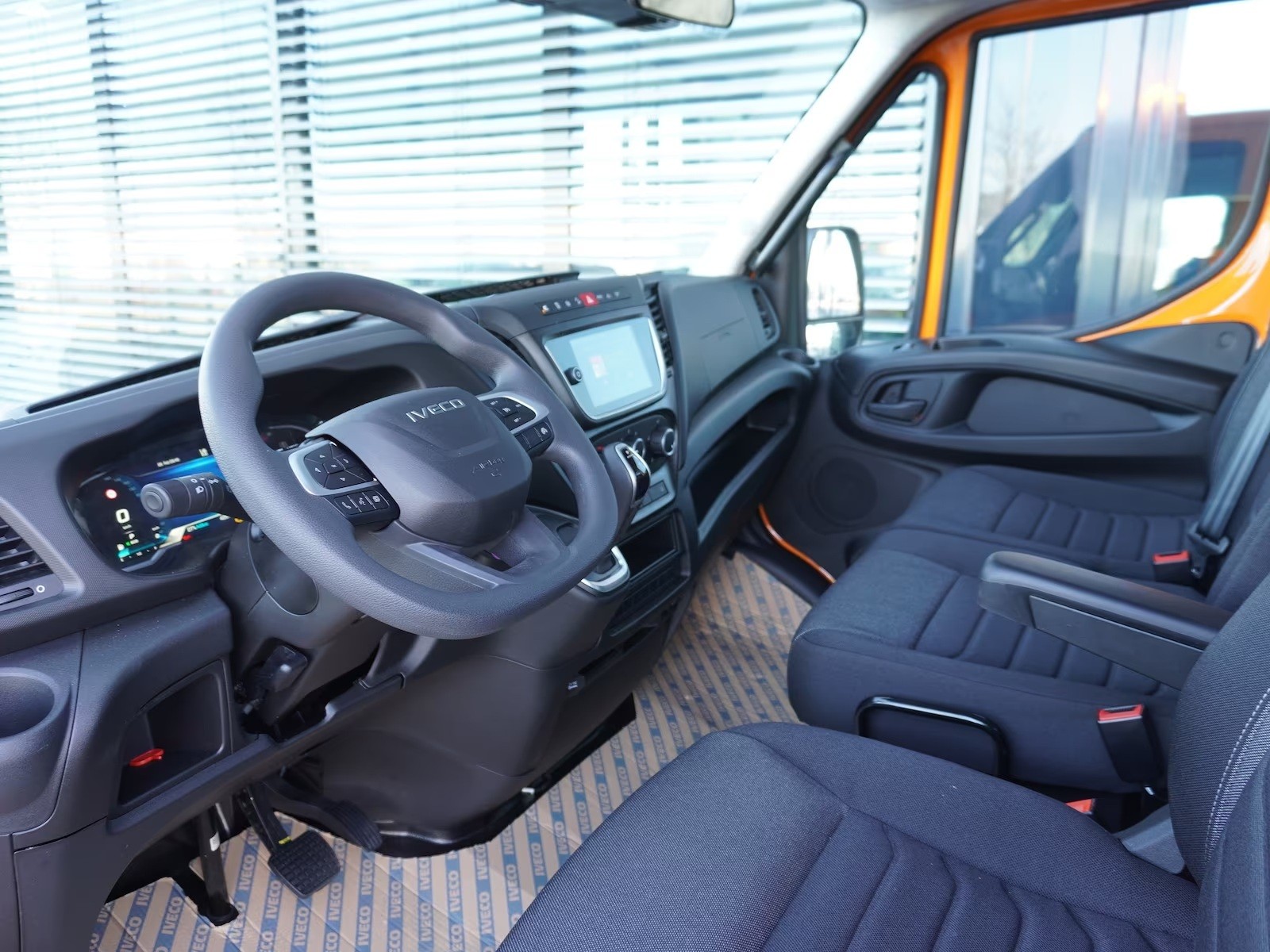 IVECO 35 S 16 A8 Dreiseitenkipper-image-9