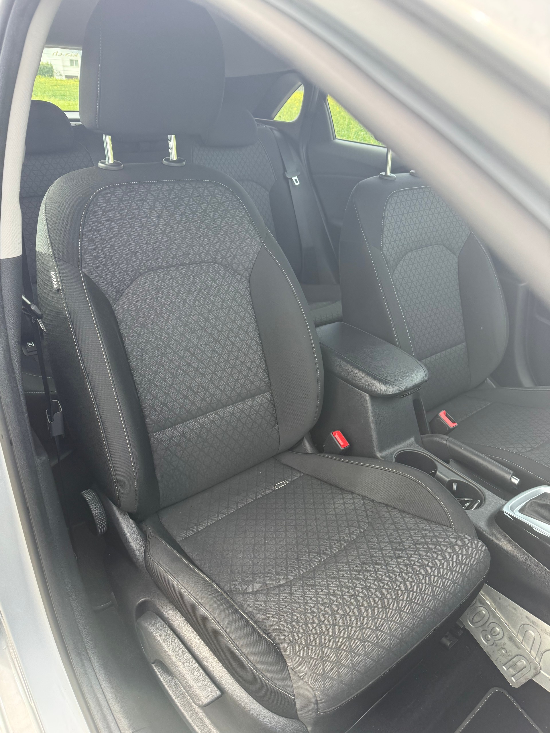 KIA Ceed 1.4 T-GDi Power 2020 DCT-image-12