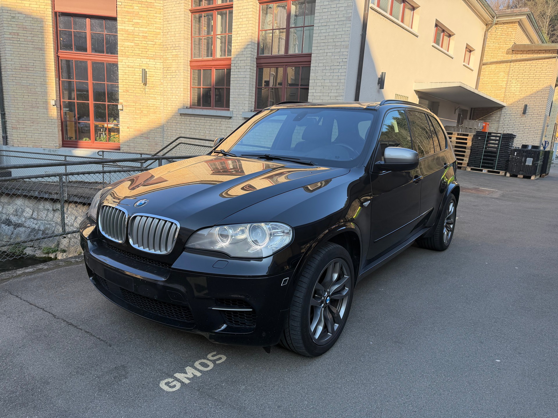 BMW X5 xDrive M50d Steptronic-image-0