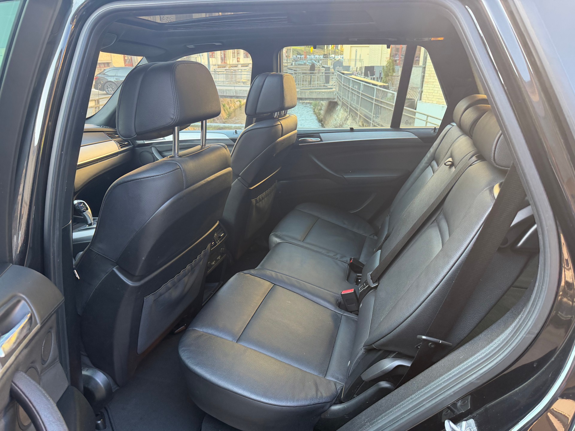 BMW X5 xDrive M50d Steptronic-image-9