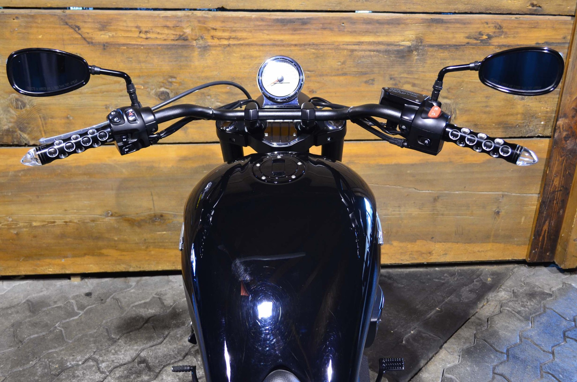 VICTORY Hammer 8 Ball 1731-showroom-element-2