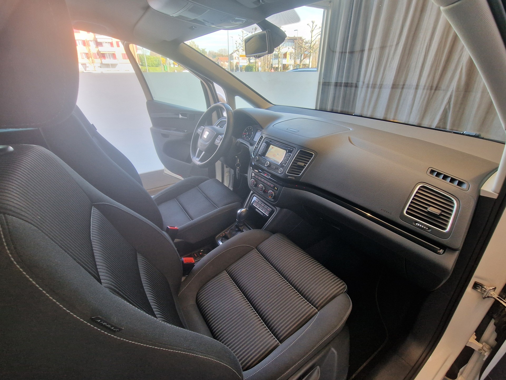 SEAT Alhambra 1.4 TSI Reference Eco-image-11