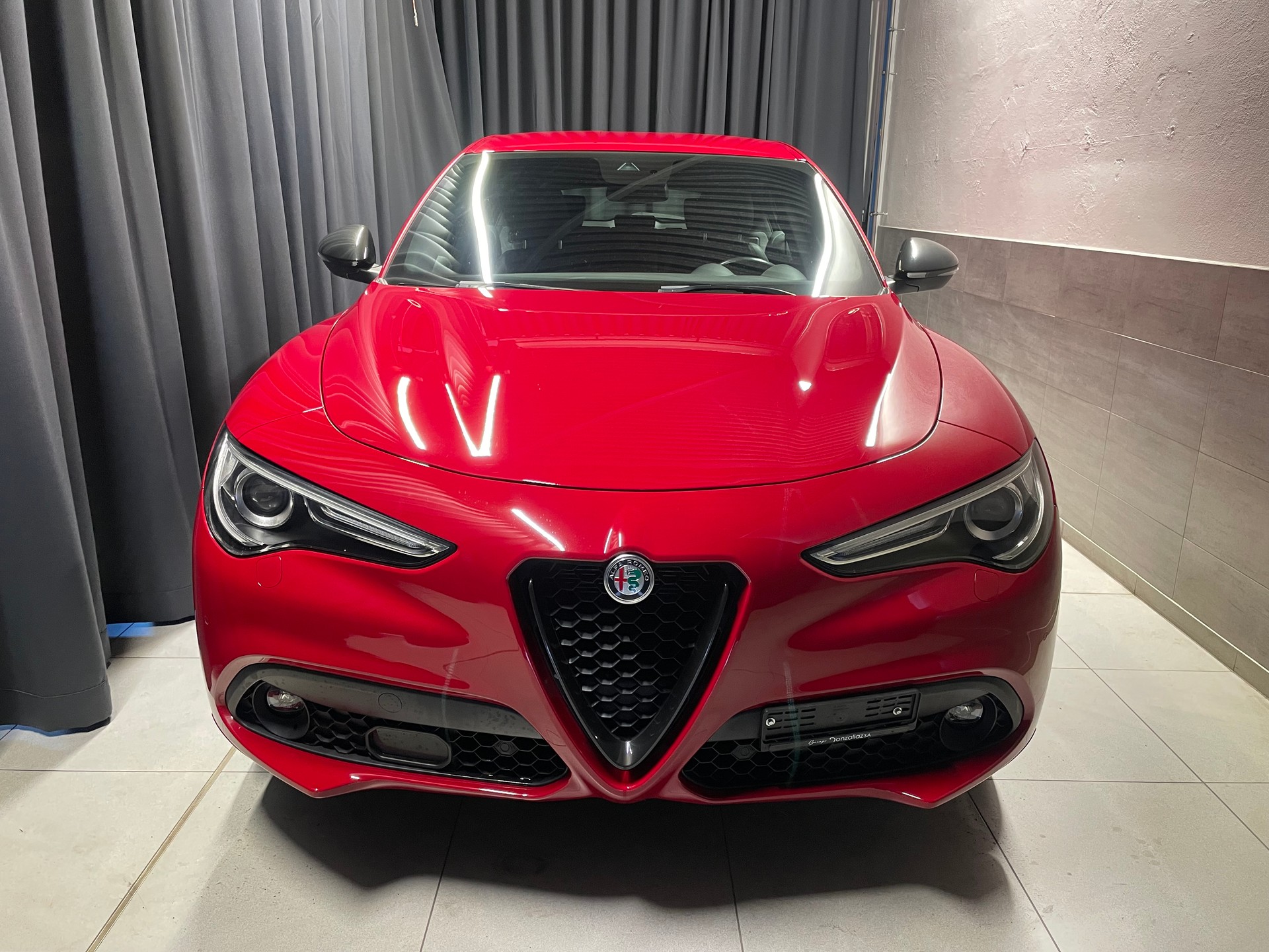 ALFA ROMEO Stelvio 2.2JTDM Veloce Ti Q4Automatic(79)(M)-image-1