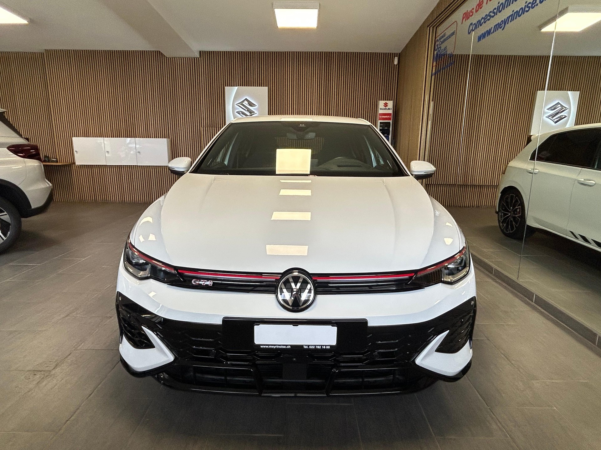 VW Golf VIII 2.0 TSI GTI Clubsport DSG-showroom-element-2
