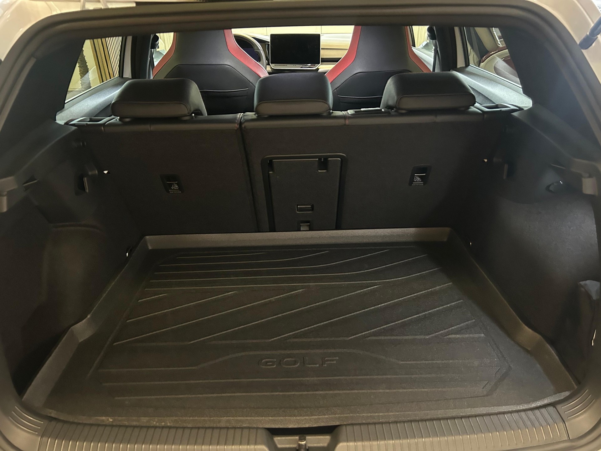 VW Golf VIII 2.0 TSI GTI Clubsport DSG-image-20