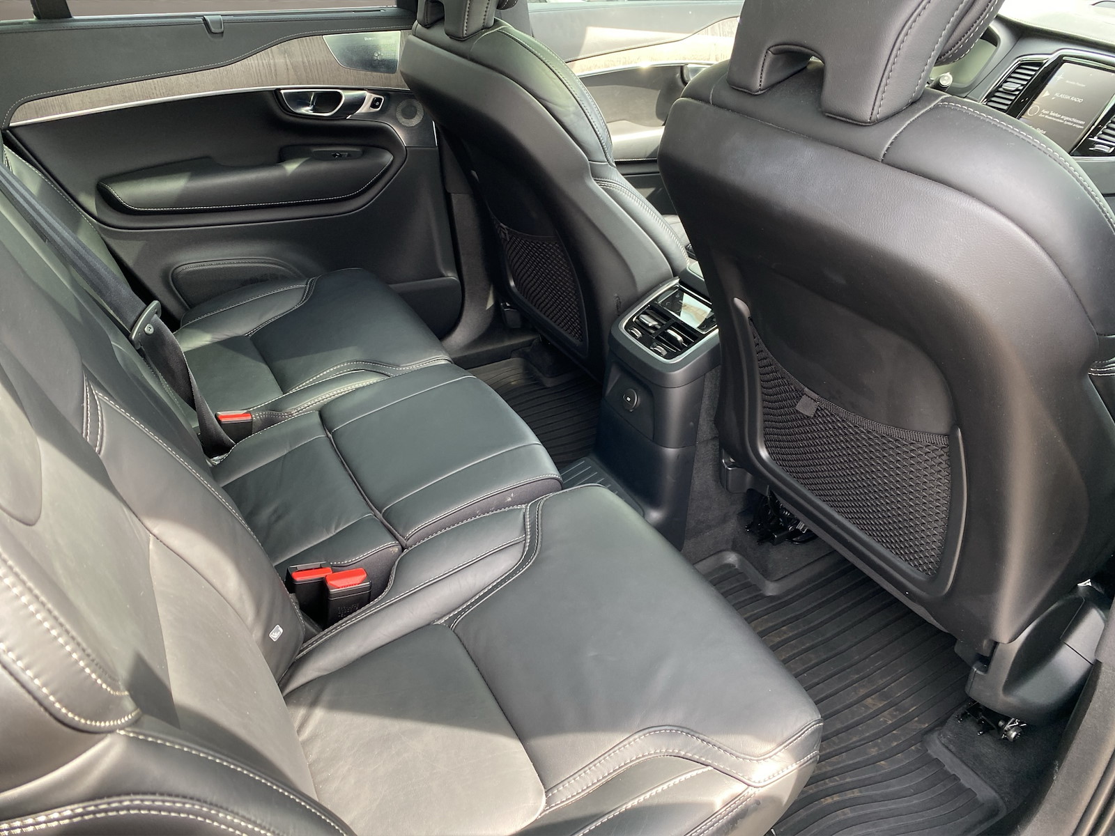 VOLVO XC90 2.0 T8 TE Inscription 7P. eAWD-image-11