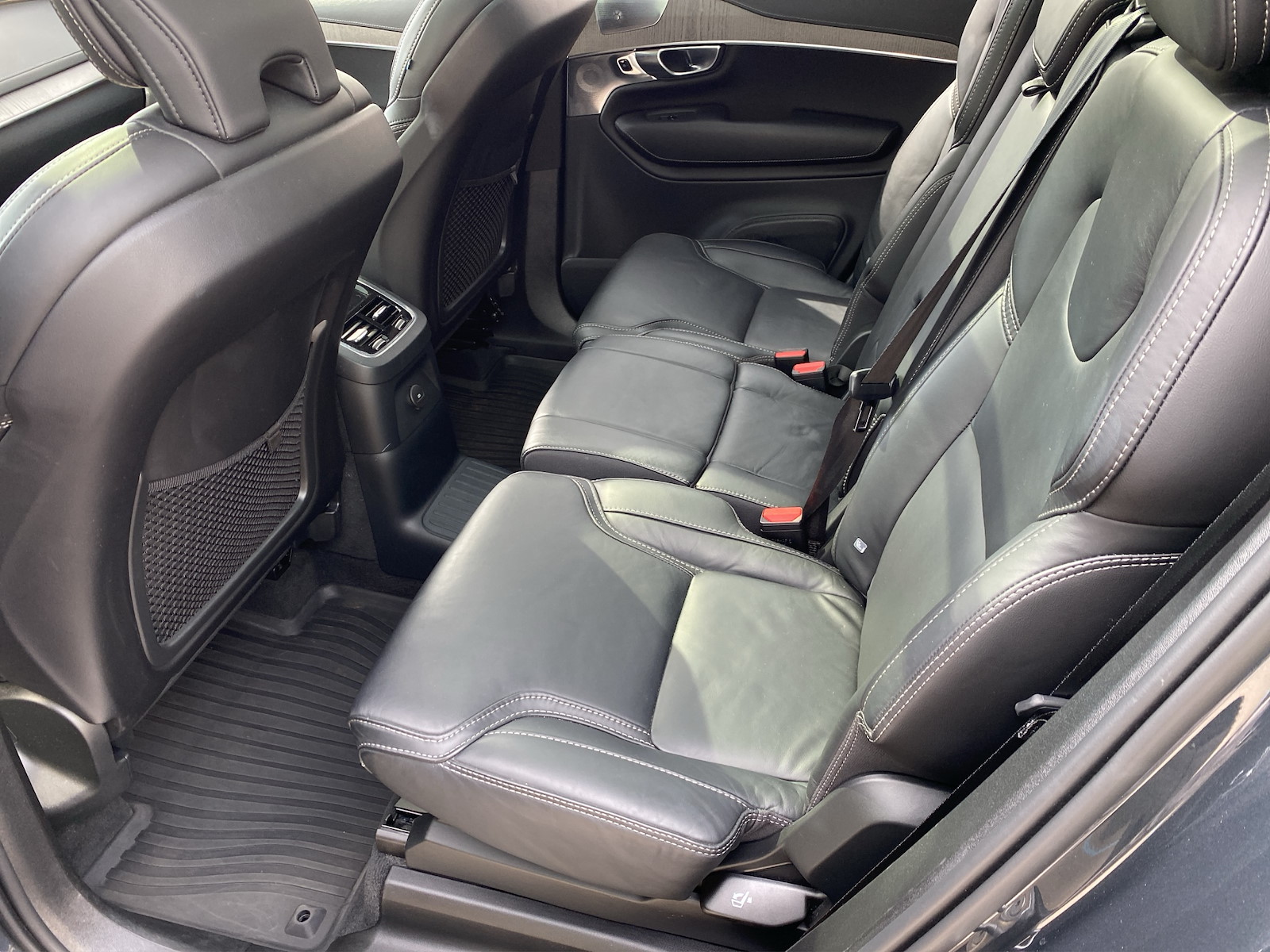 VOLVO XC90 2.0 T8 TE Inscription 7P. eAWD-image-9