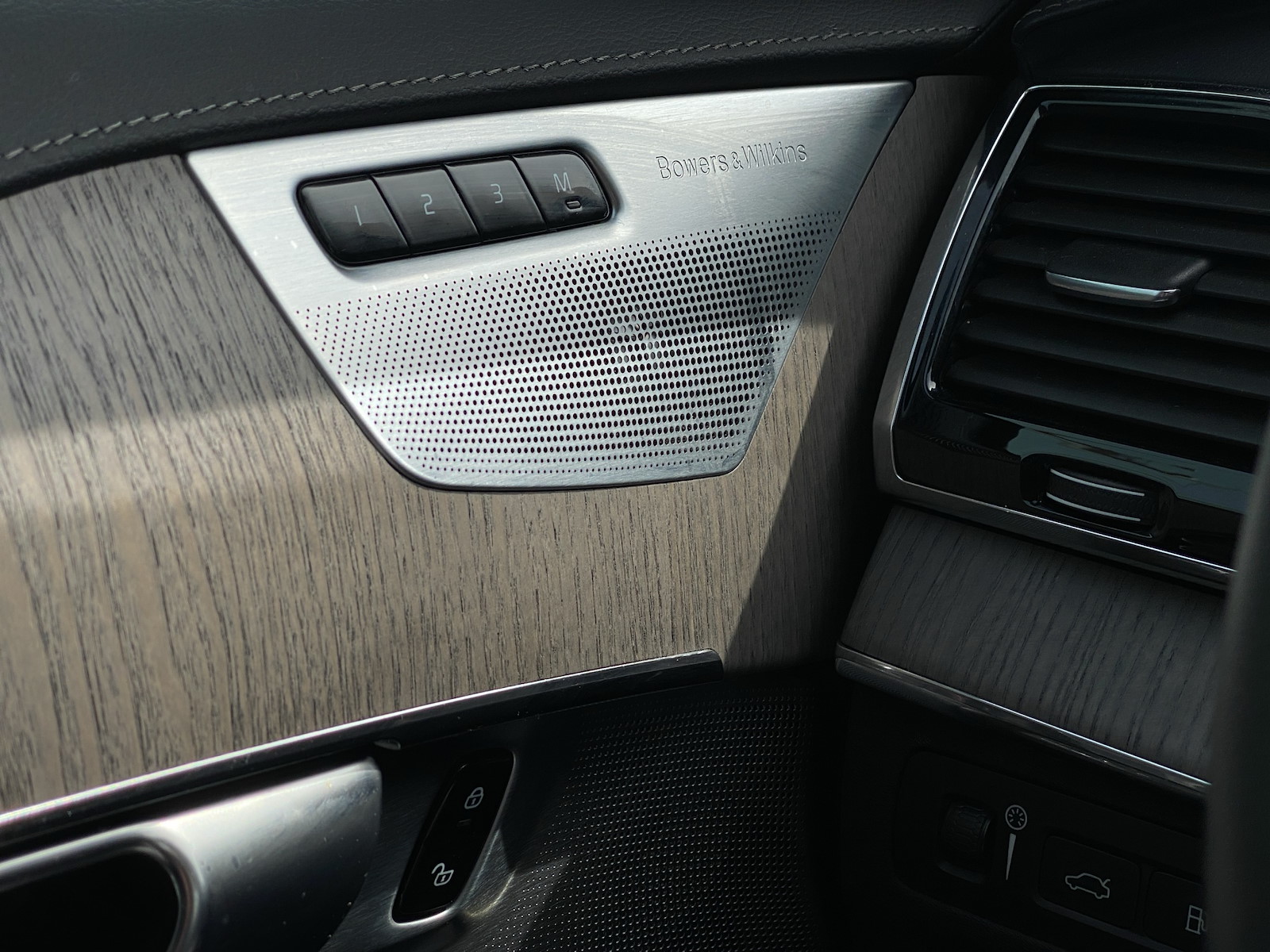 VOLVO XC90 2.0 T8 TE Inscription 7P. eAWD-image-15