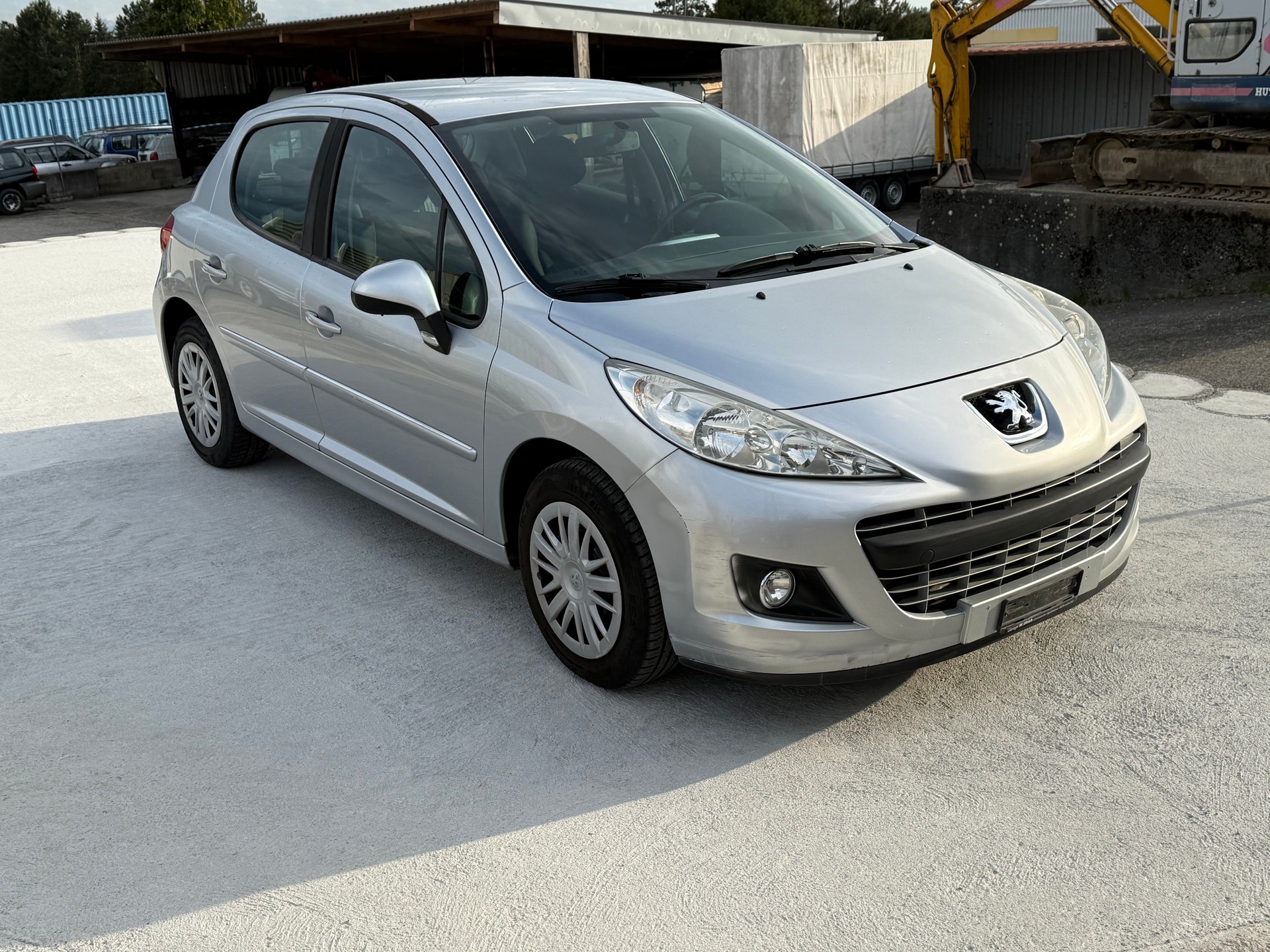 PEUGEOT 207 1.6 HDI Trendy Clim