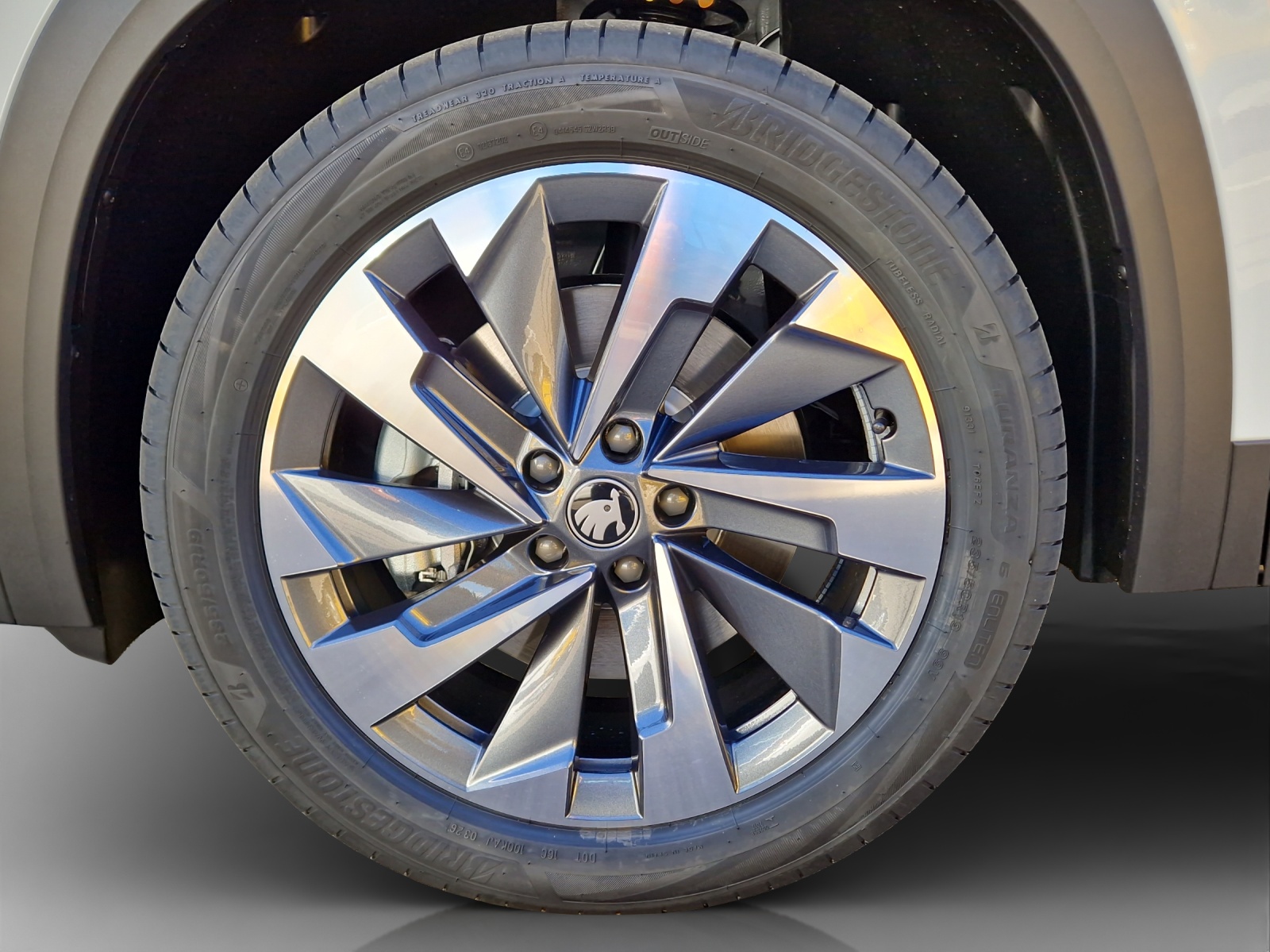 SKODA Kodiaq 1.5 TSI PHEV Selection-image-13