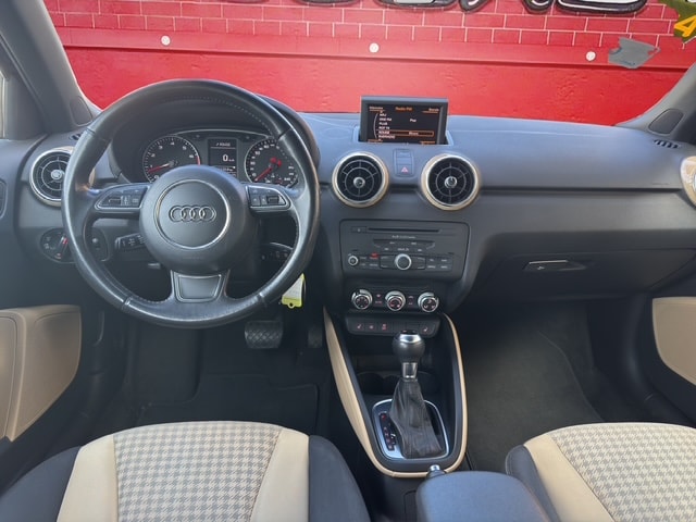 AUDI A1 Sportback 1.4 TFSI Ambition S-tronic-image-11