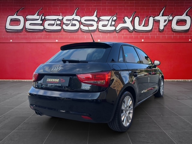 AUDI A1 Sportback 1.4 TFSI Ambition S-tronic-image-5
