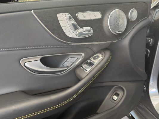 MERCEDES-BENZ C 63 S AMG Premium-image-9