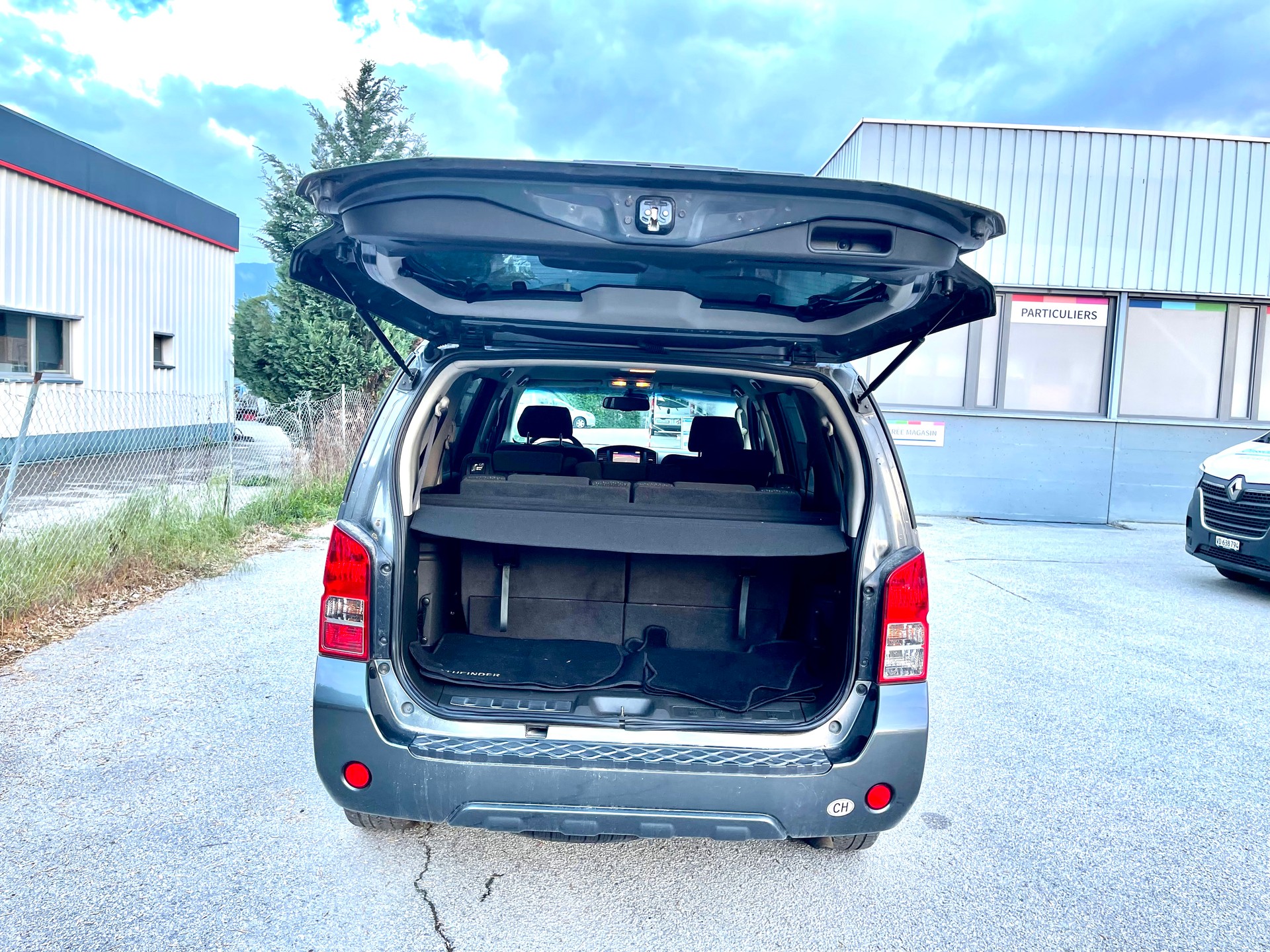 NISSAN Pathfinder 2.5 dCi XE-image-5