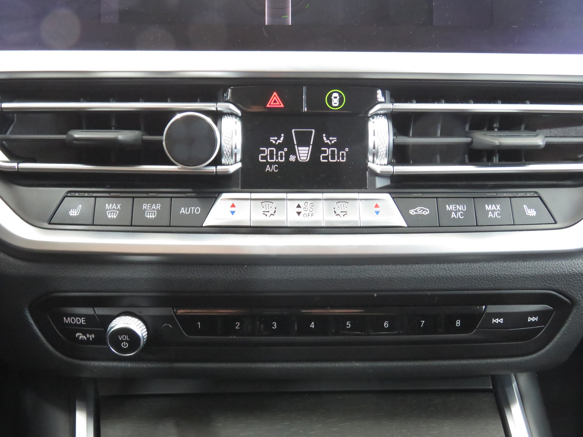 BMW 318d 48V Touring Luxury Line Steptronic (Automat)-image-16