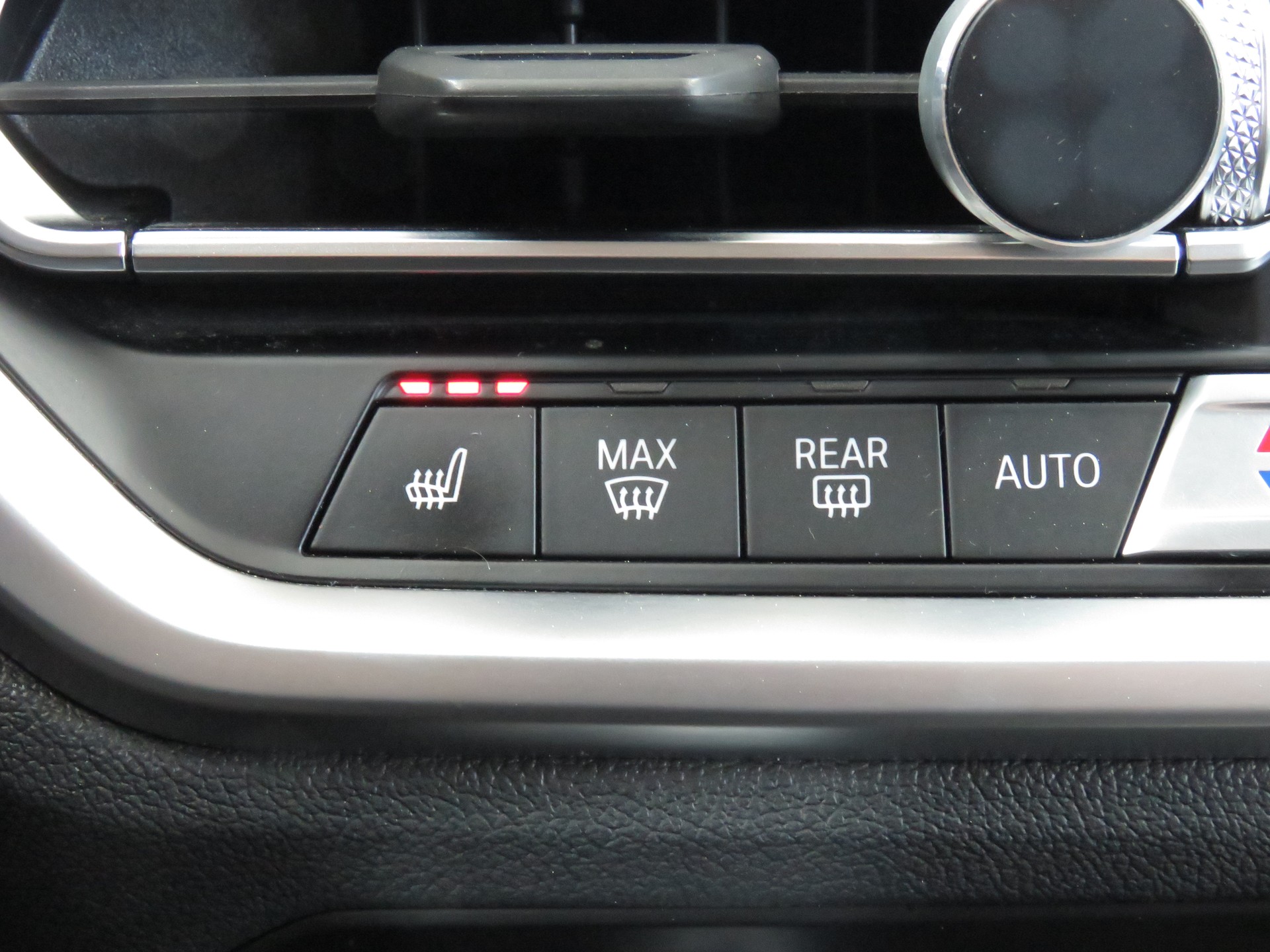BMW 318d 48V Touring Luxury Line Steptronic (Automat)-image-18