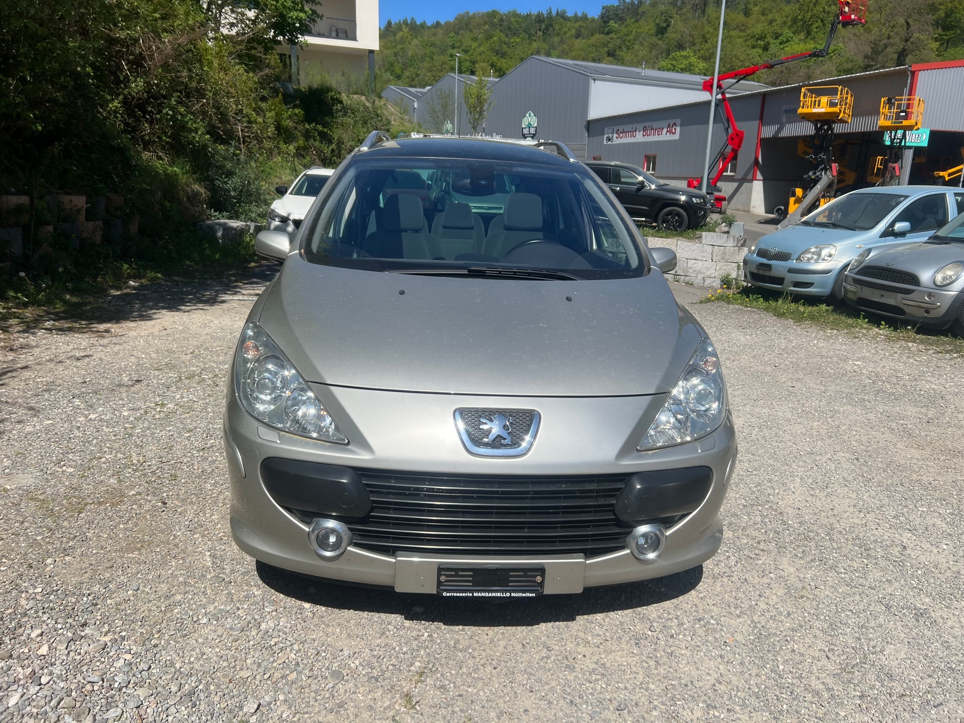 PEUGEOT 307 SW 2.0 16V Premium-image-1