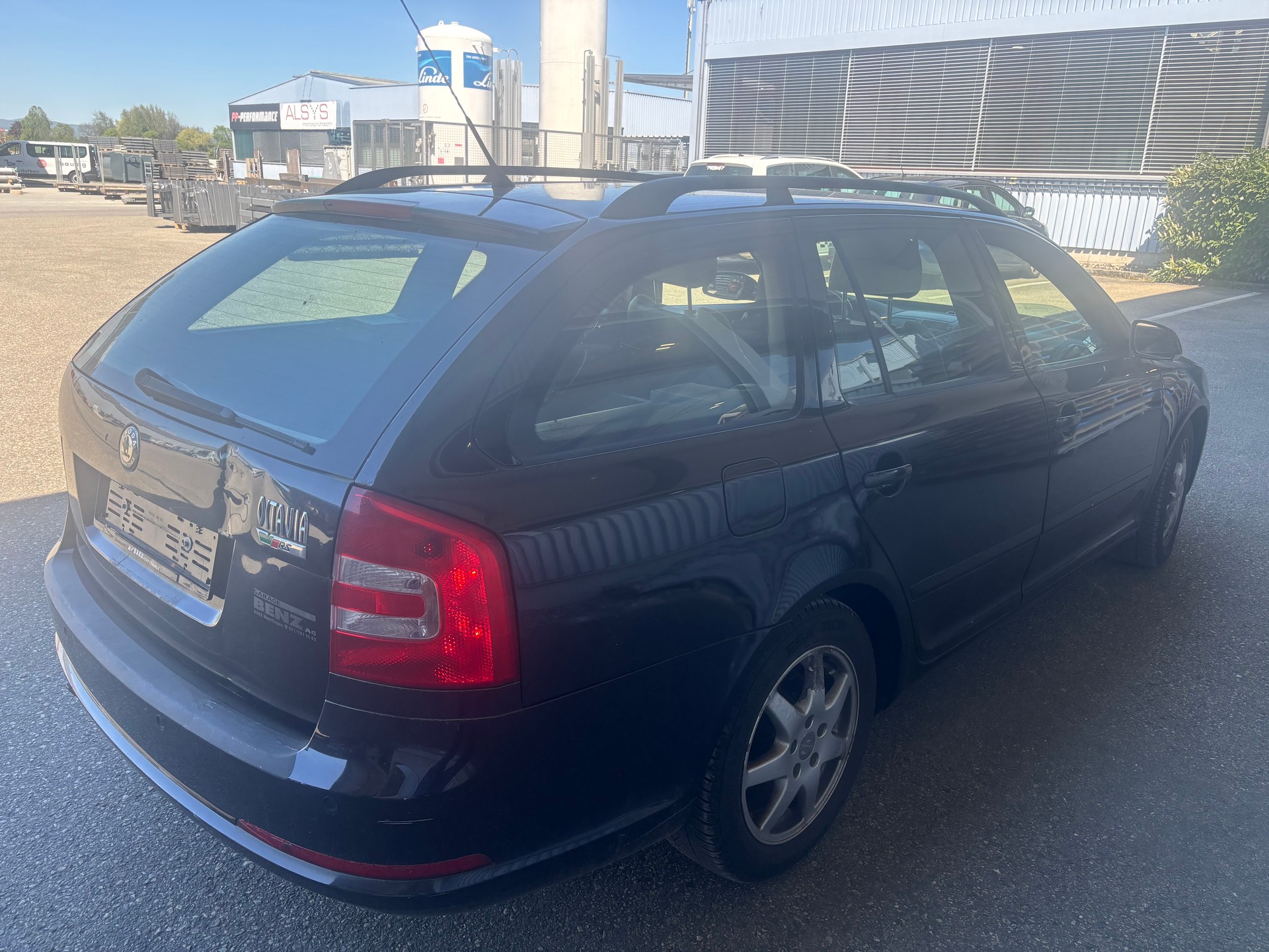 SKODA Octavia 2.0 TFSI RS-image-3