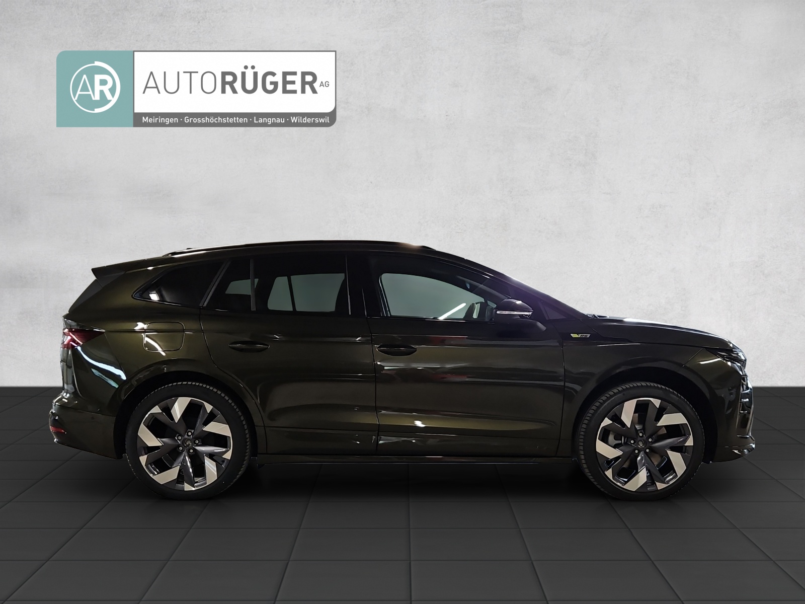 SKODA Enyaq 4x4 RS-image-6