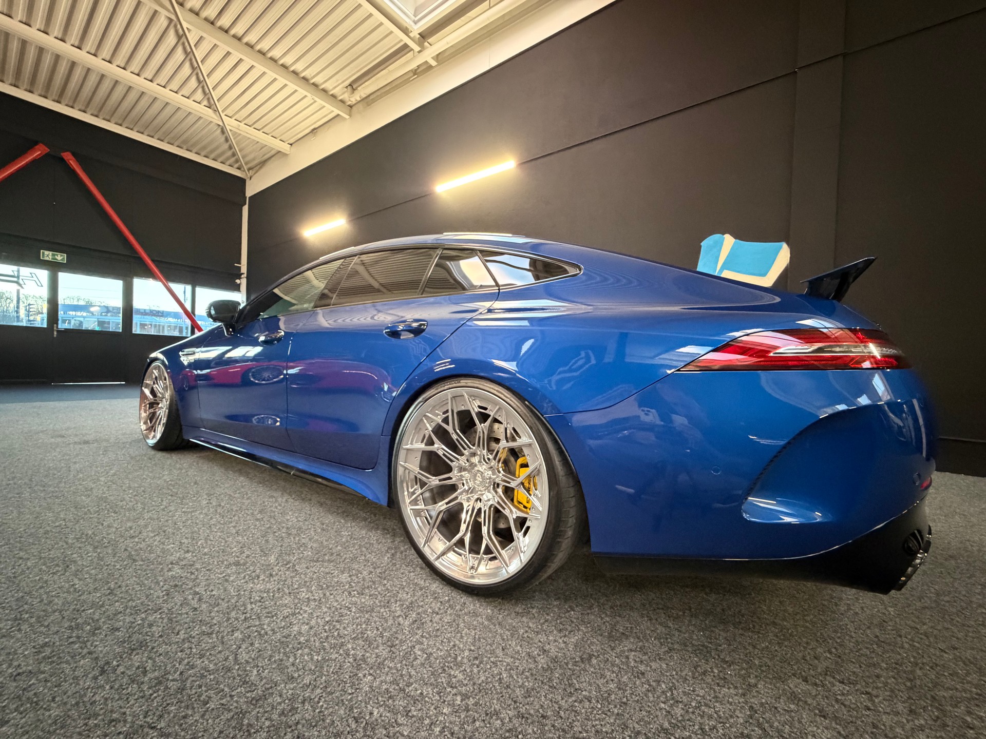 MERCEDES-BENZ AMG GT 4 63 S 4Matic+ AMG Sondermodell 1 Speedshift MCT-image-5