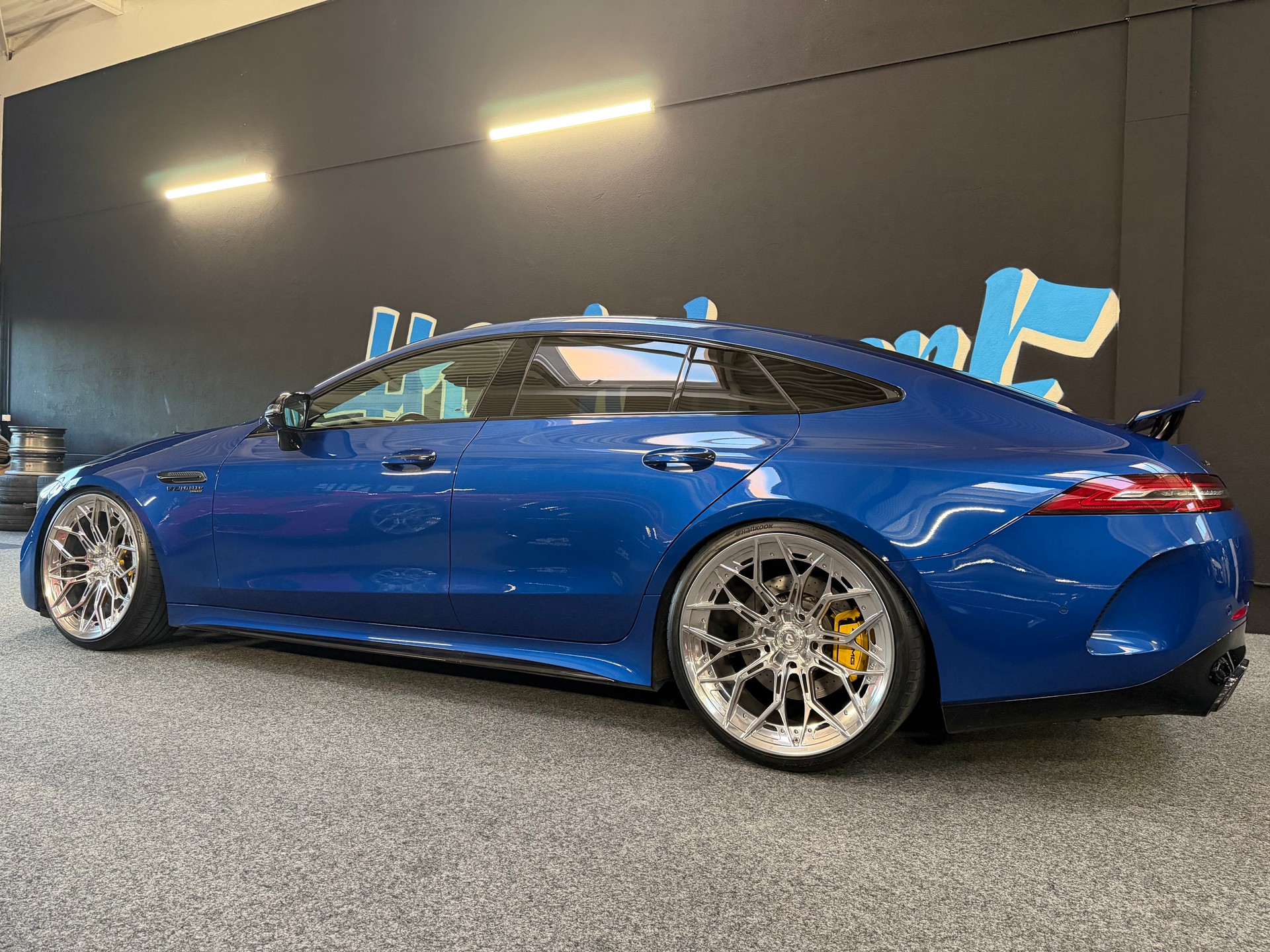 MERCEDES-BENZ AMG GT 4 63 S 4Matic+ AMG Sondermodell 1 Speedshift MCT-showroom-element-1