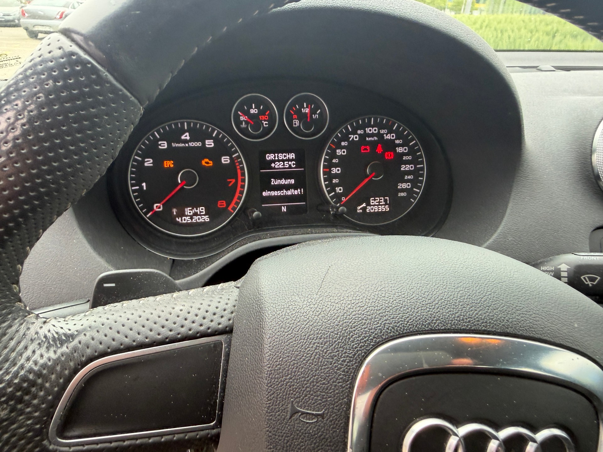 AUDI A1 Sport 1.4 TFSI Ambition S-tronic-image-5