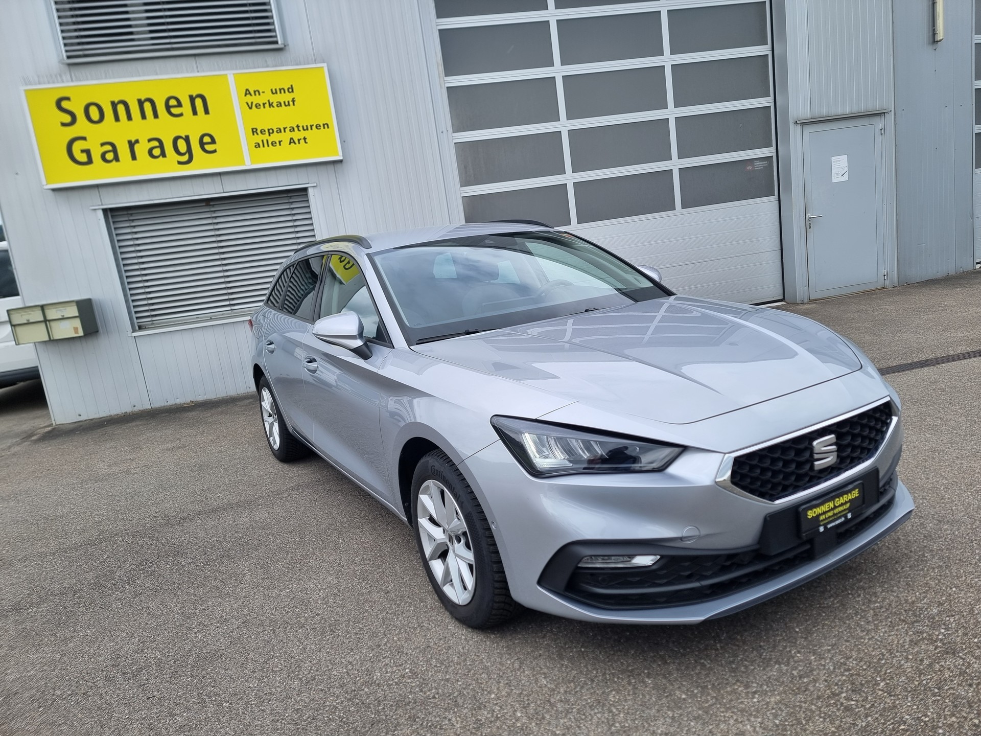 SEAT Leon ST 2.0 TDI EVO DSG Style-image-1