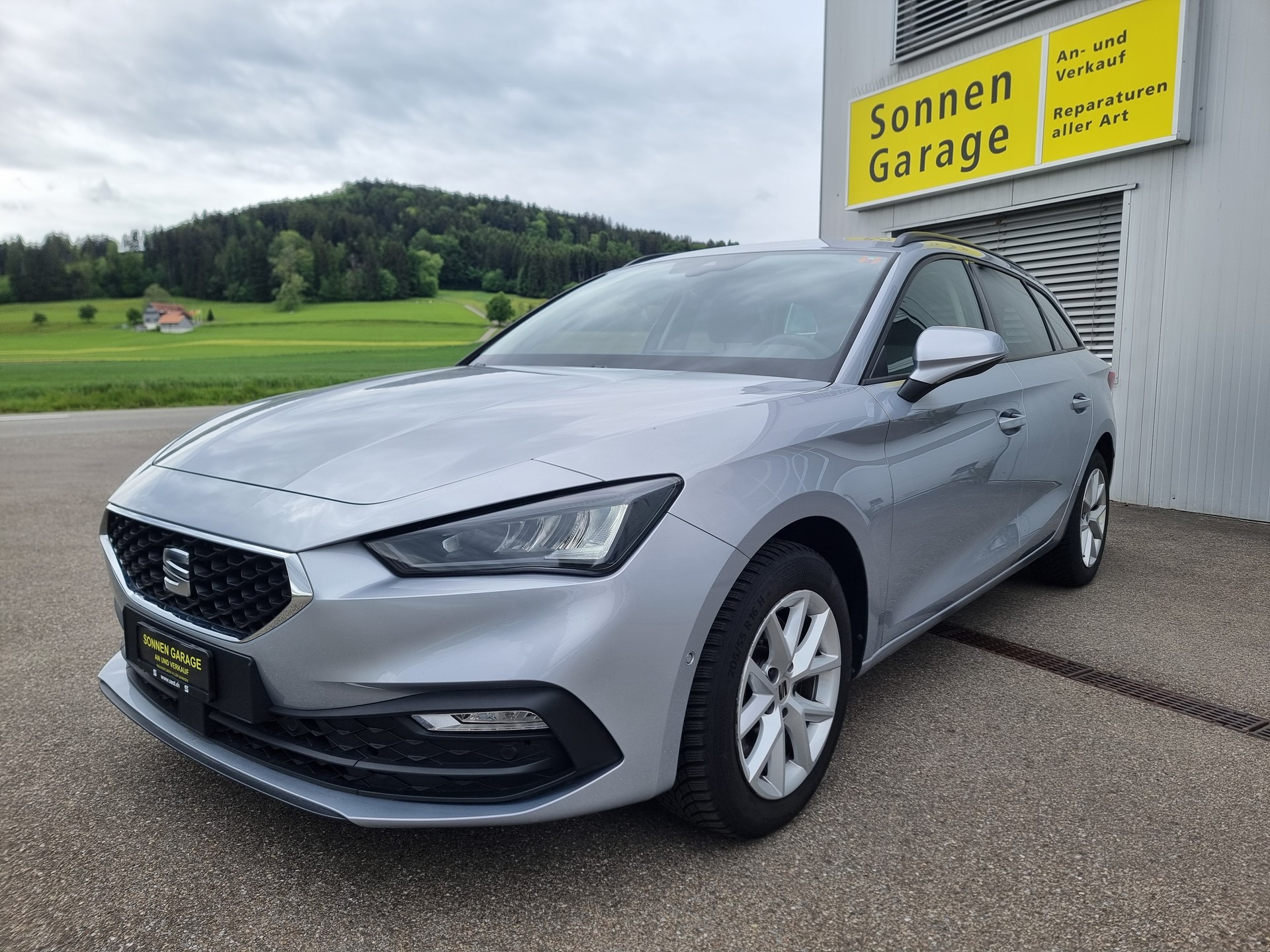 SEAT Leon ST 2.0 TDI EVO DSG Style-image-0
