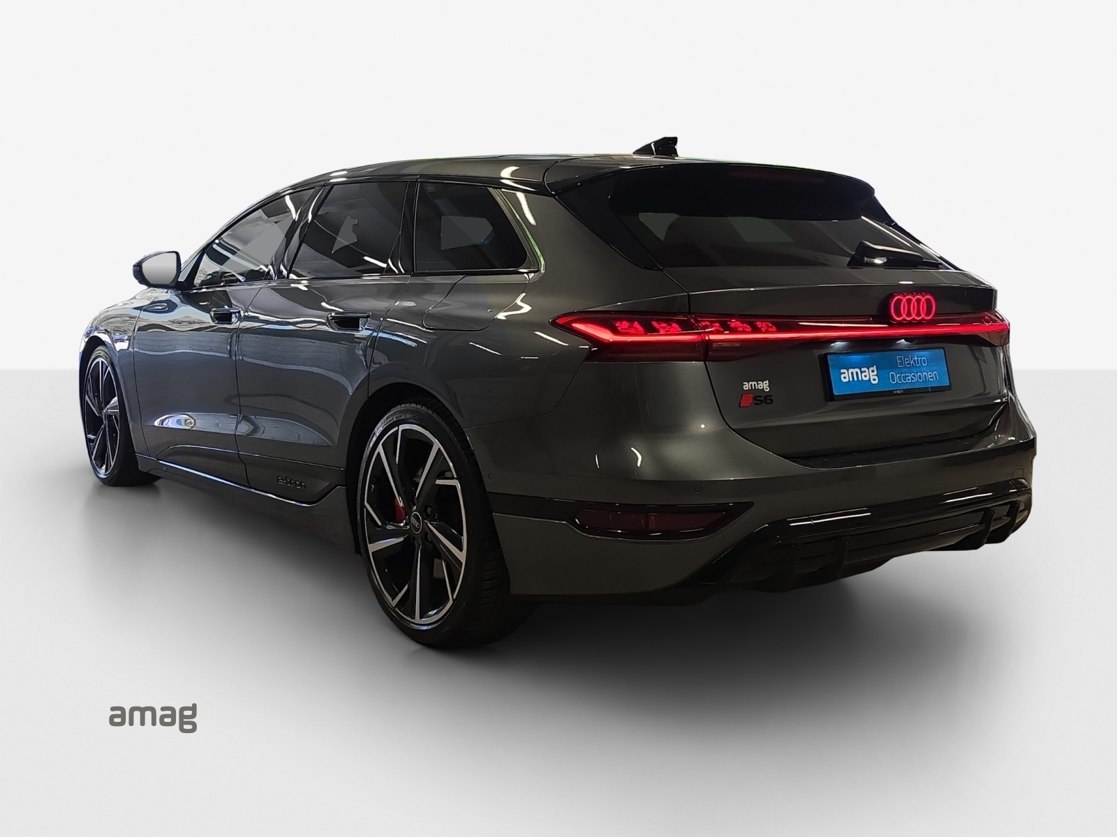 AUDI S6 Avant e-tron quattro-image-2