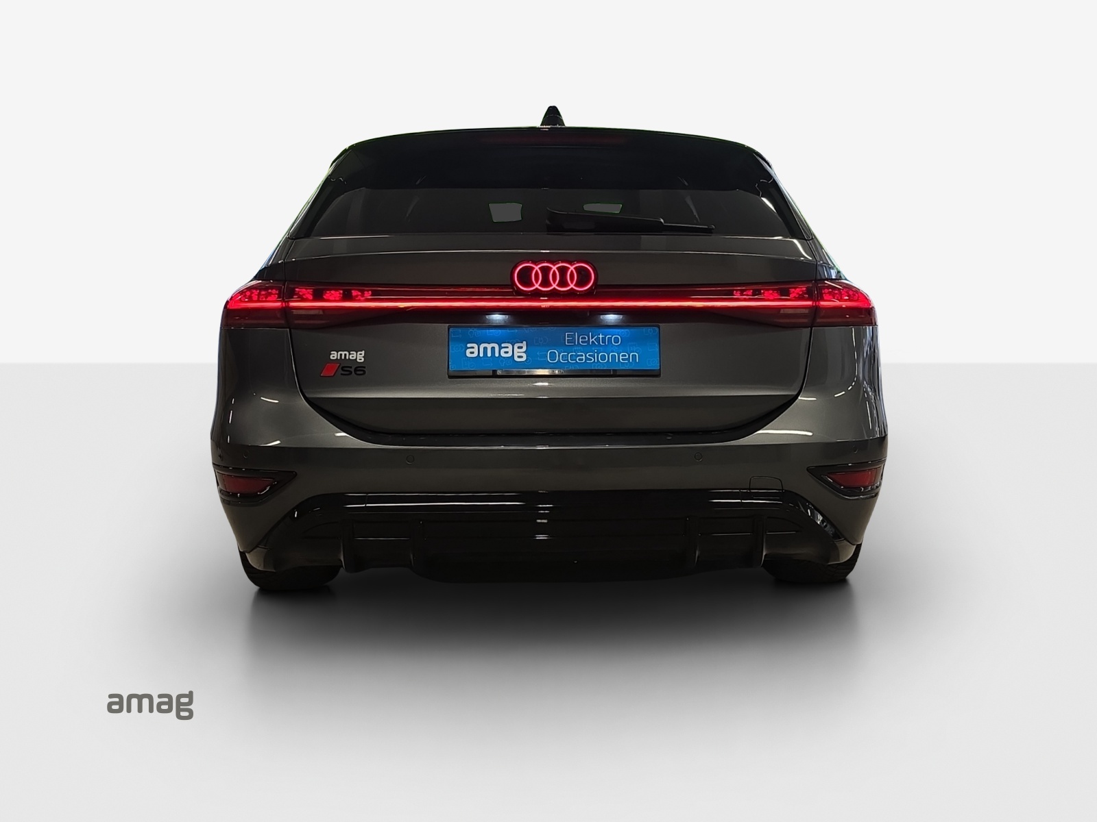 AUDI S6 Avant e-tron quattro-image-3