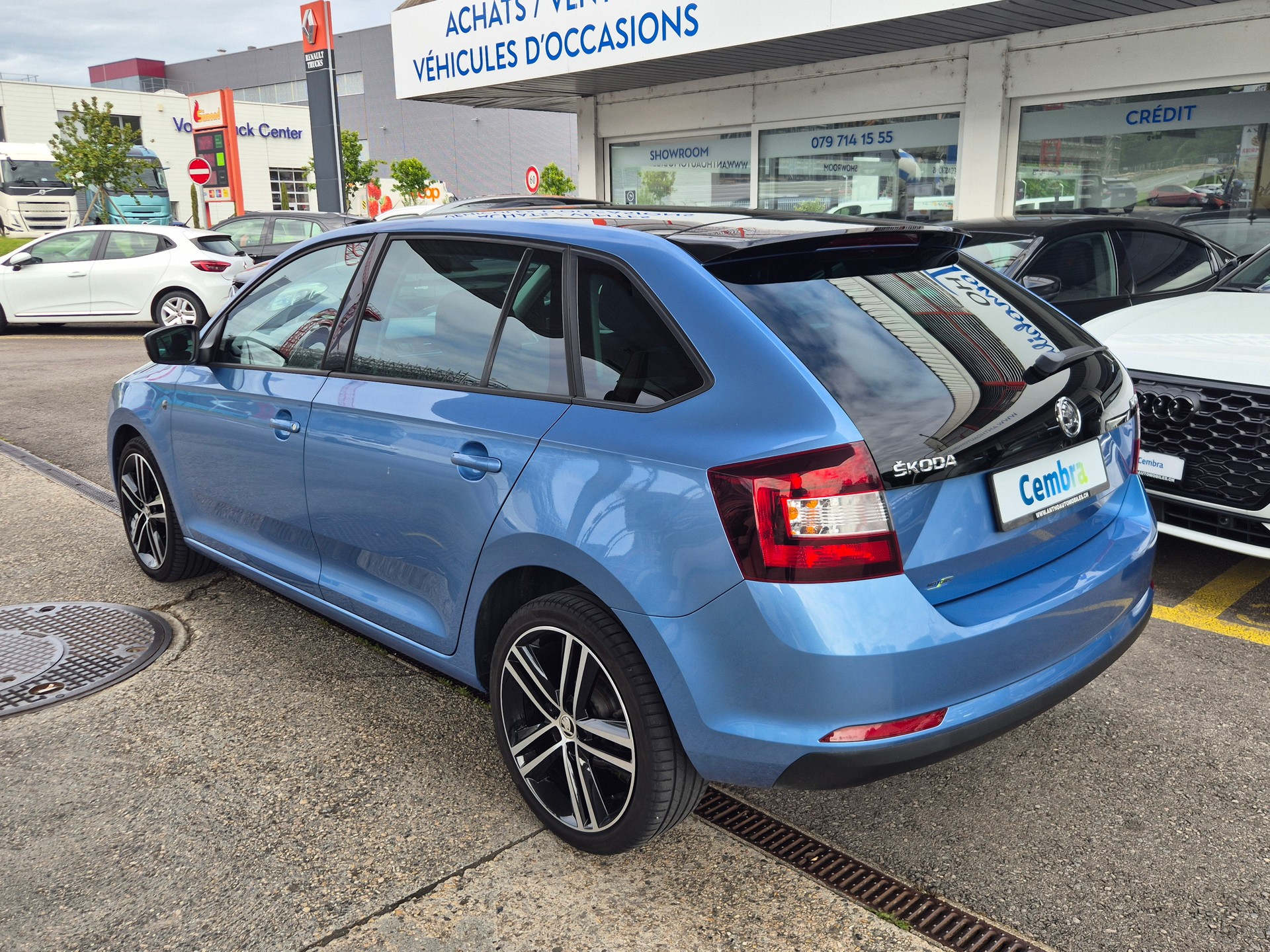 SKODA Rapid Spaceback 1.2 TSI Ambition-image-4