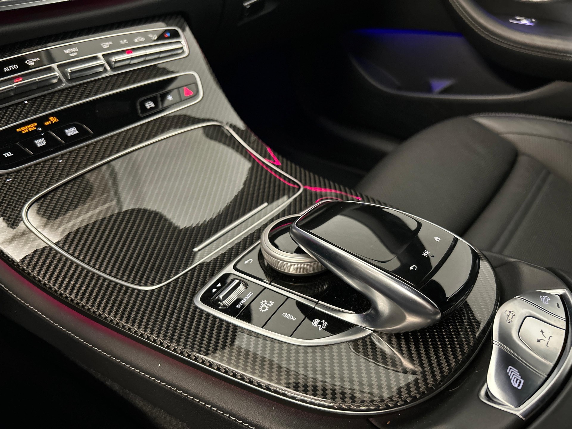 MERCEDES-BENZ E 53 AMG 4matic+ Cabriolet-image-16
