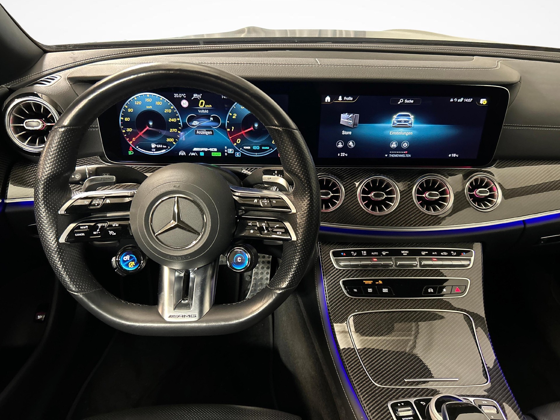 MERCEDES-BENZ E 53 AMG 4matic+ Cabriolet-image-7
