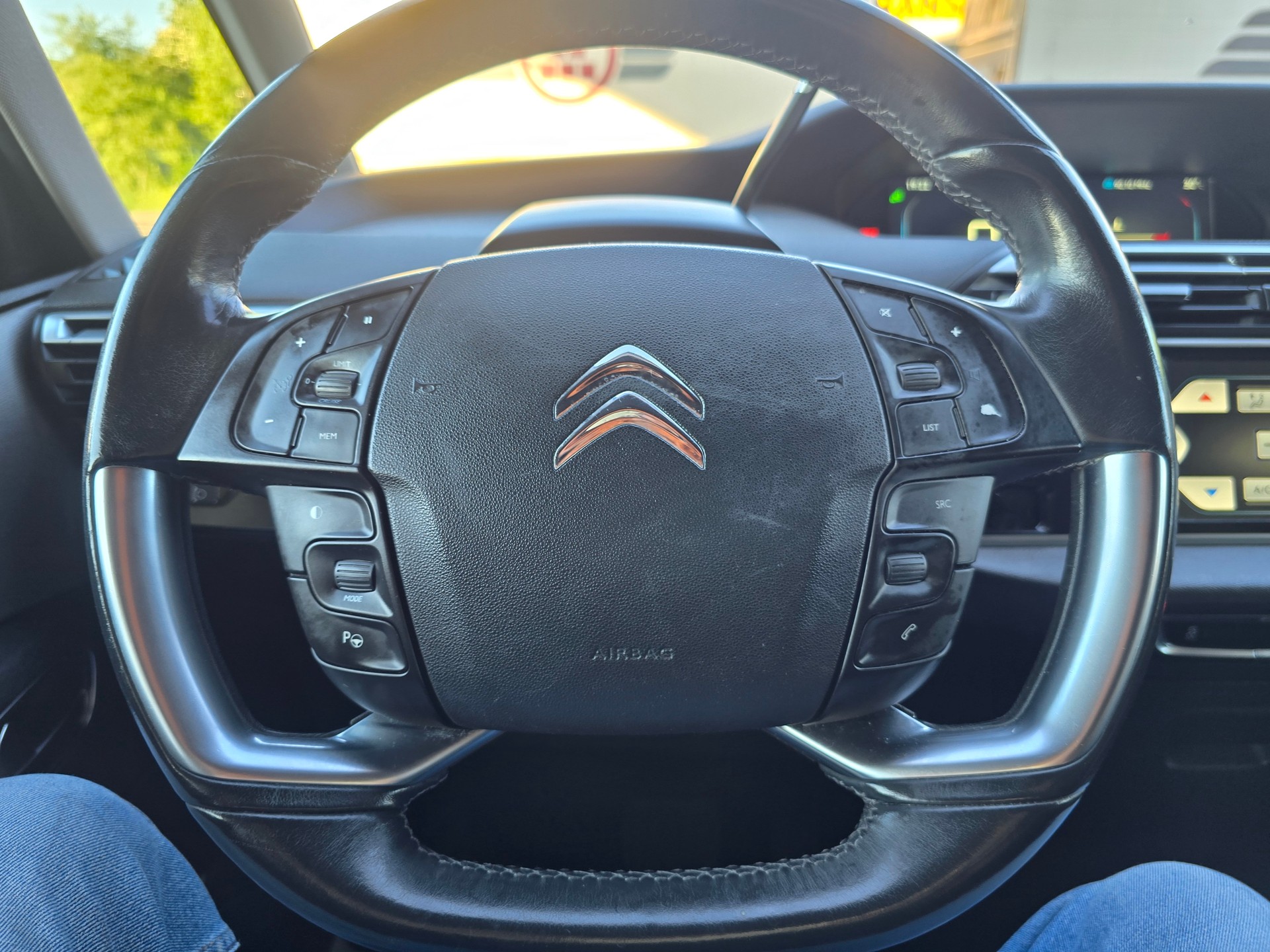 CITROEN Grand C4 Picasso 2.0 BlueHDi Exclusive Automatic-image-18