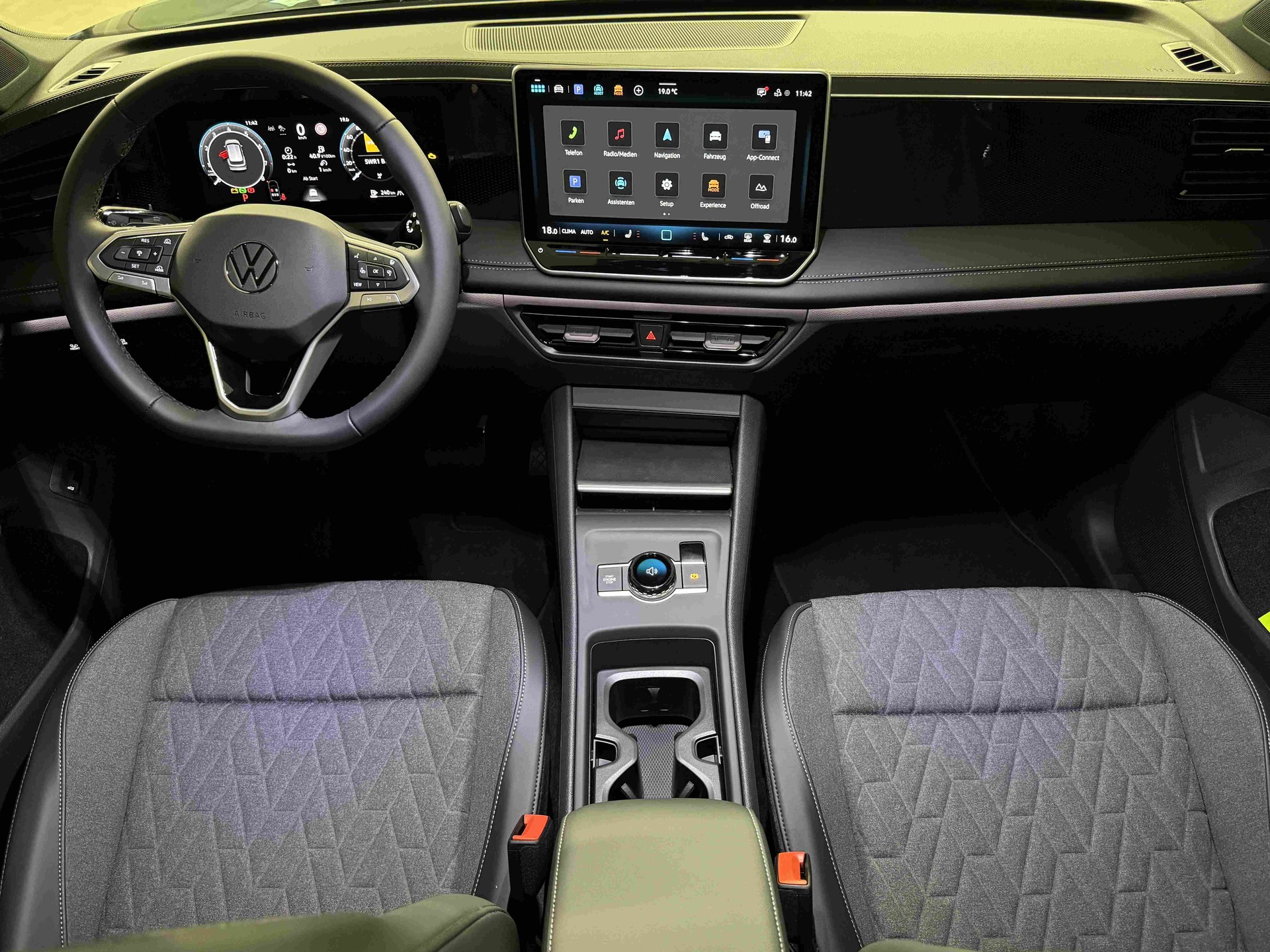 VW Tiguan 2.0 TSI DSG United 4Motion-image-11