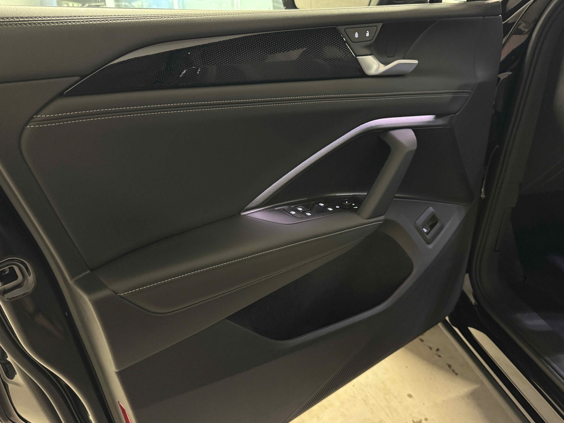 VW Tiguan 2.0 TSI DSG United 4Motion-image-13