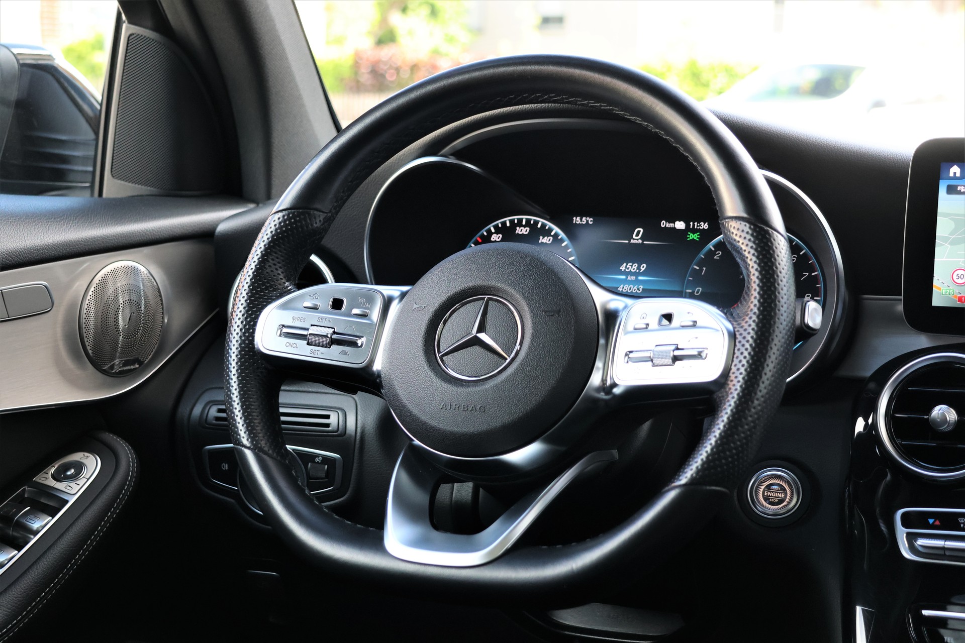 MERCEDES-BENZ GLC 300 e AMG Line 4Matic 9G-Tronic (CH) + 2.0T AHK-image-15