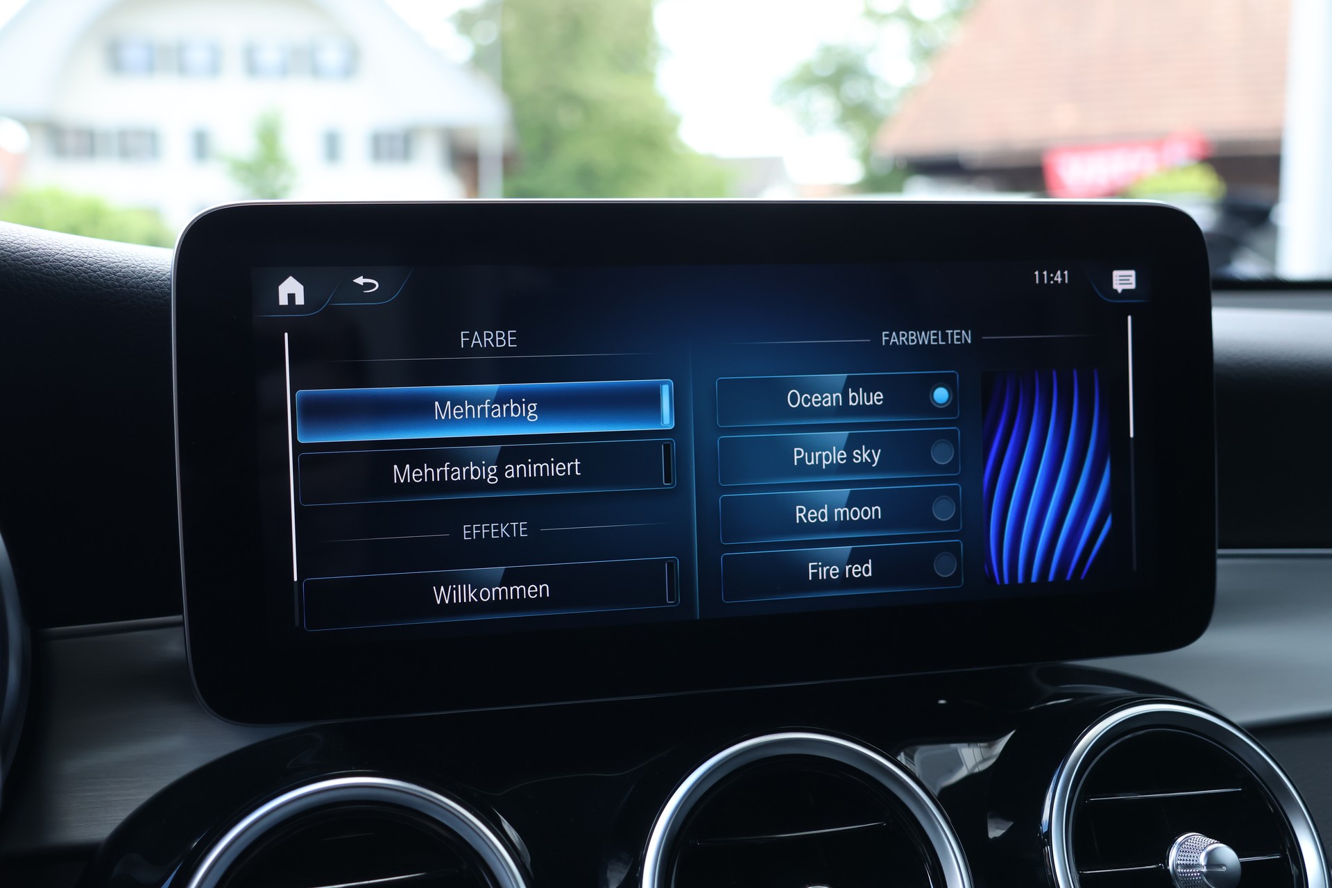 MERCEDES-BENZ GLC 300 e AMG Line 4Matic 9G-Tronic (CH) + 2.0T AHK-image-26