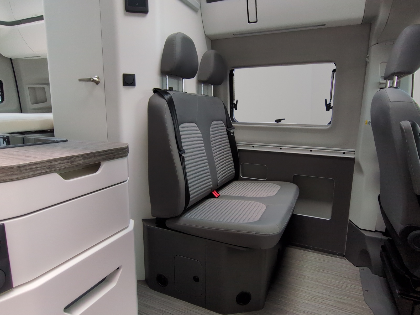 VW Grand California 600 163 PS Automat-image-8