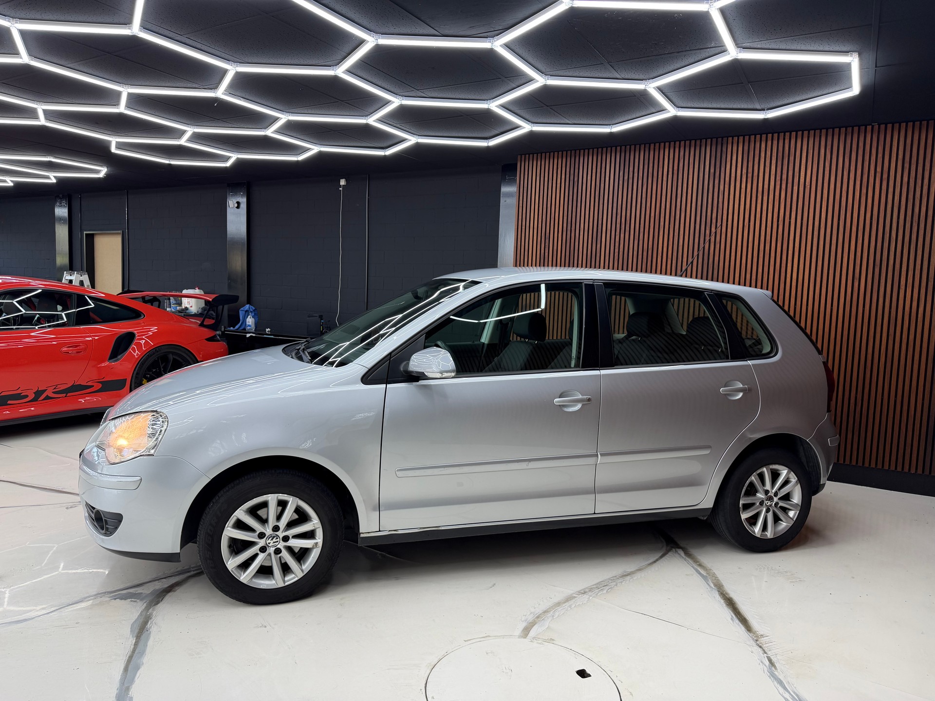 VW Polo 1.2 12V Trendline-image-4