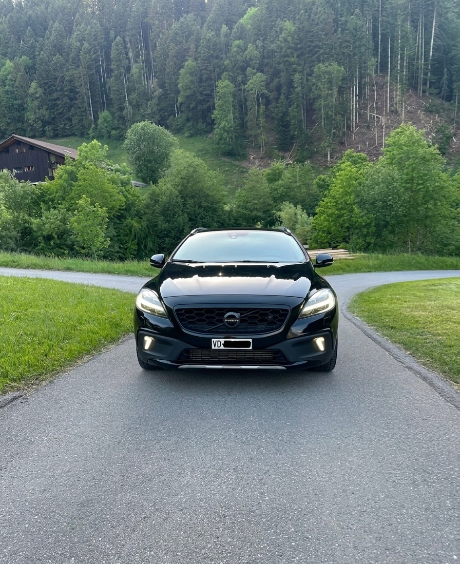 VOLVO 2.0 T5 Summum AWD S/S-image-1